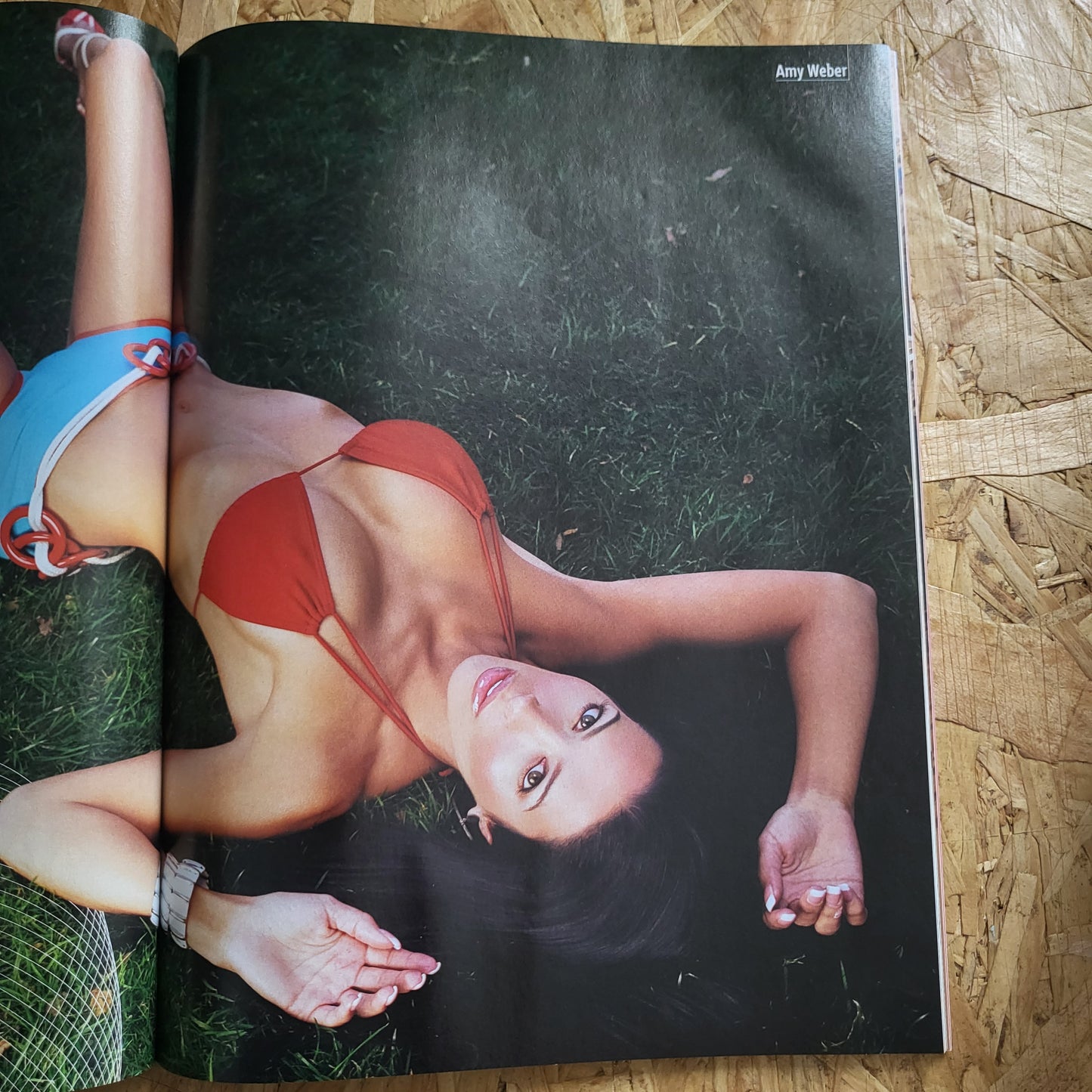 MAXIM Magazine September 2002 (1002) Michelle Heaton Jessica Taylor