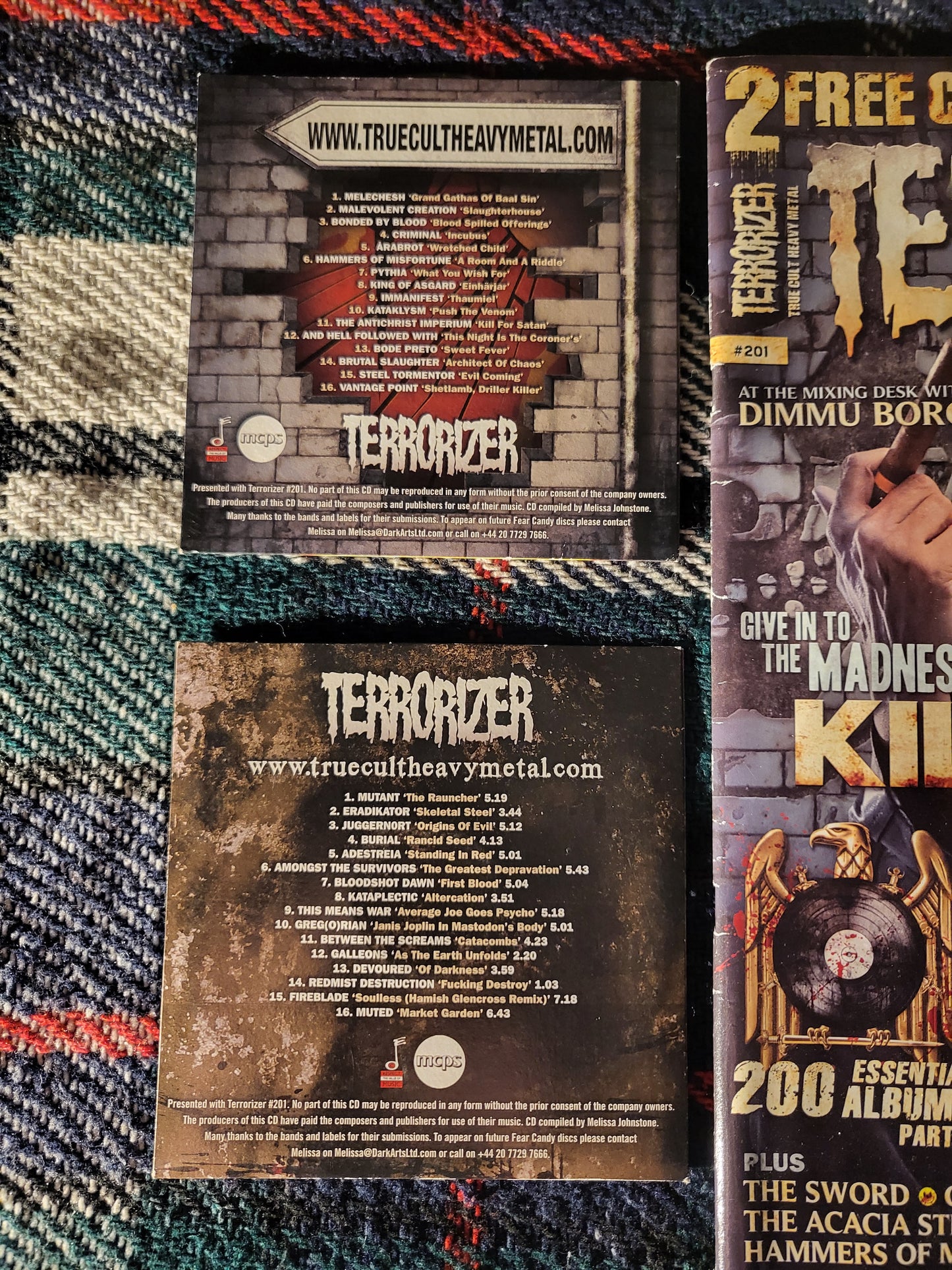 Terrorizer Magazine September 2010 #201 (973) 2 CD's Dimmmu Killing Joke Swans