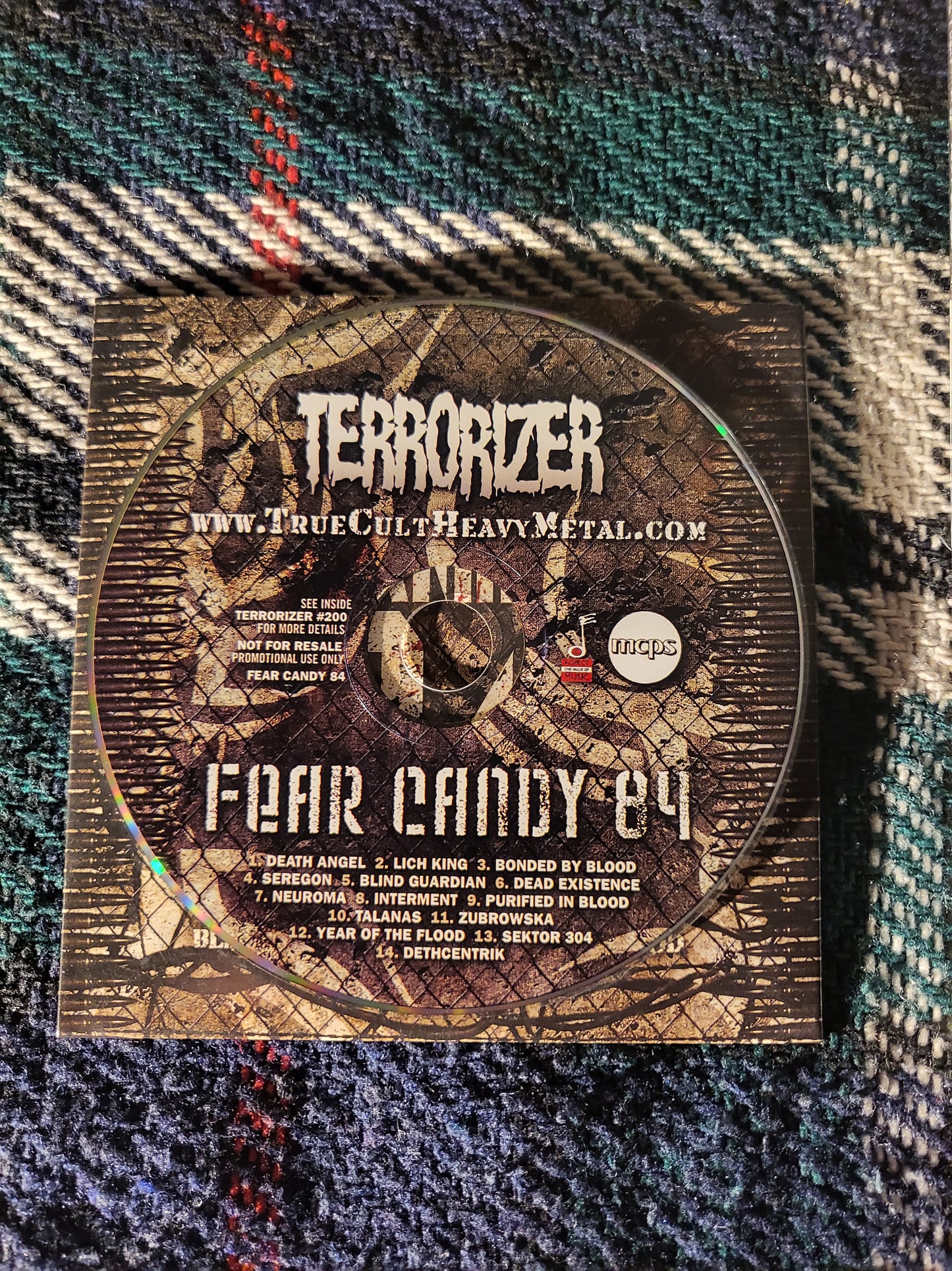 Terrorizer Magazine Summer 2010 #200 (973) 1 CD Sepultura Death Angel Lich King