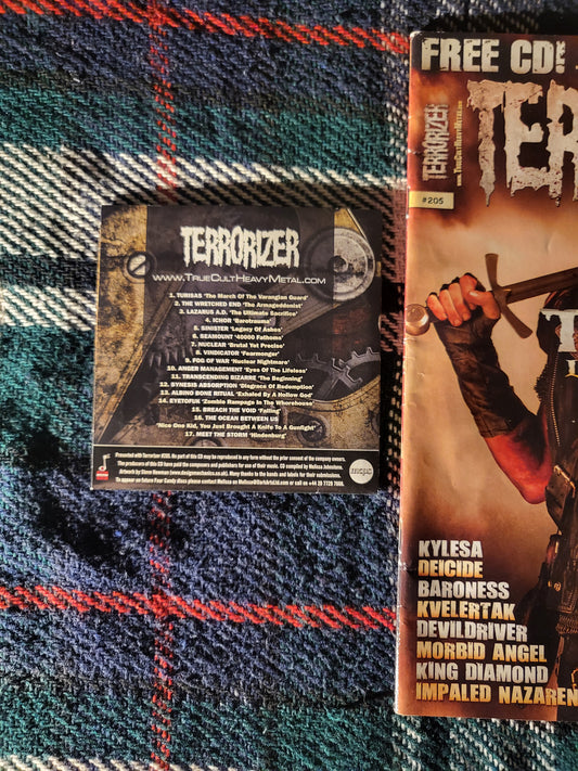 Terrorizer Magazine December 2010 #204 (973) 1 CD Electric Wizard Woe Krieg Nile