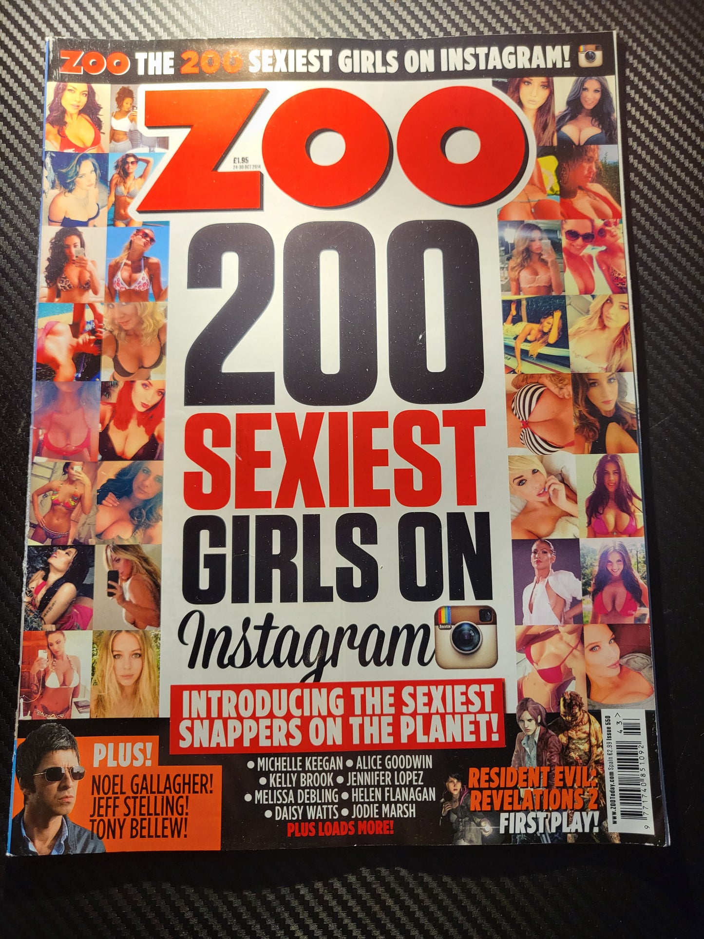 ZOO Magazine 24-30 October 2014 (988)(Rare) Arabella Durkin POSTER Instagram Girls