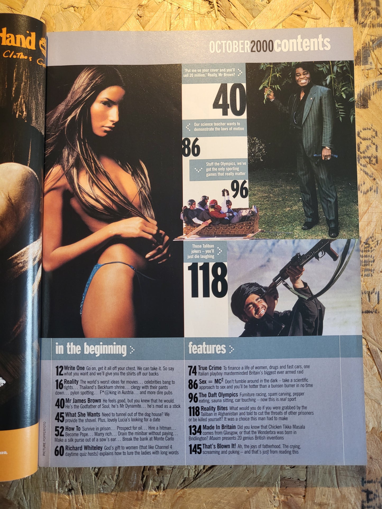 MAXIM Magazine October 2000 (1027) Halle Berry Rebecca Romijn Famke