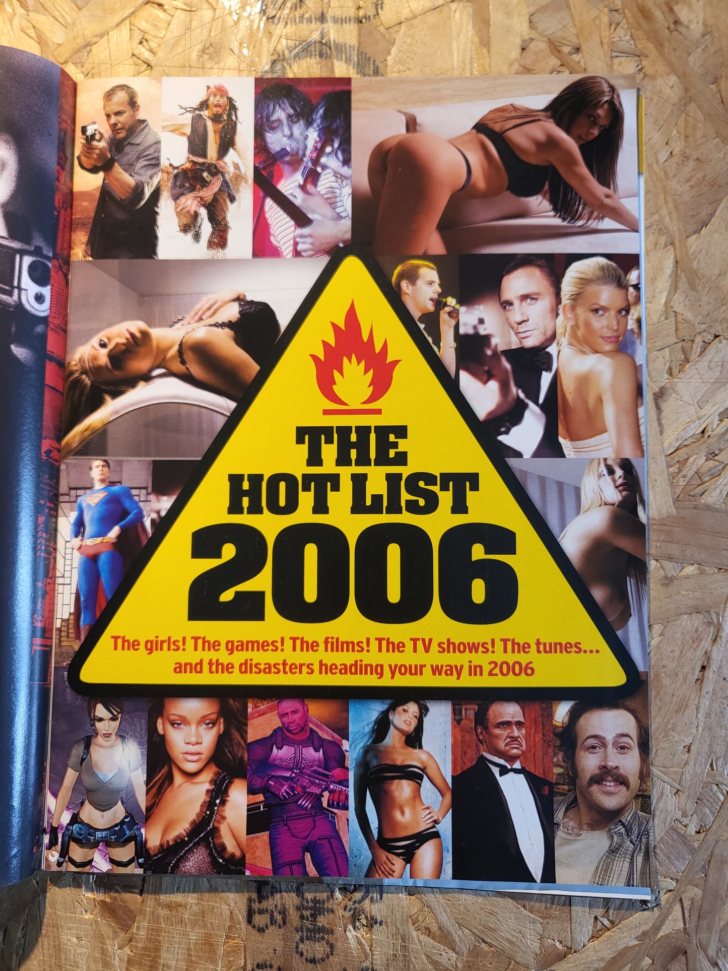 ZOO Magazine 6-12 January 2006 (1032) Natalie Oxley Franky Wedge Danielle Buxton
