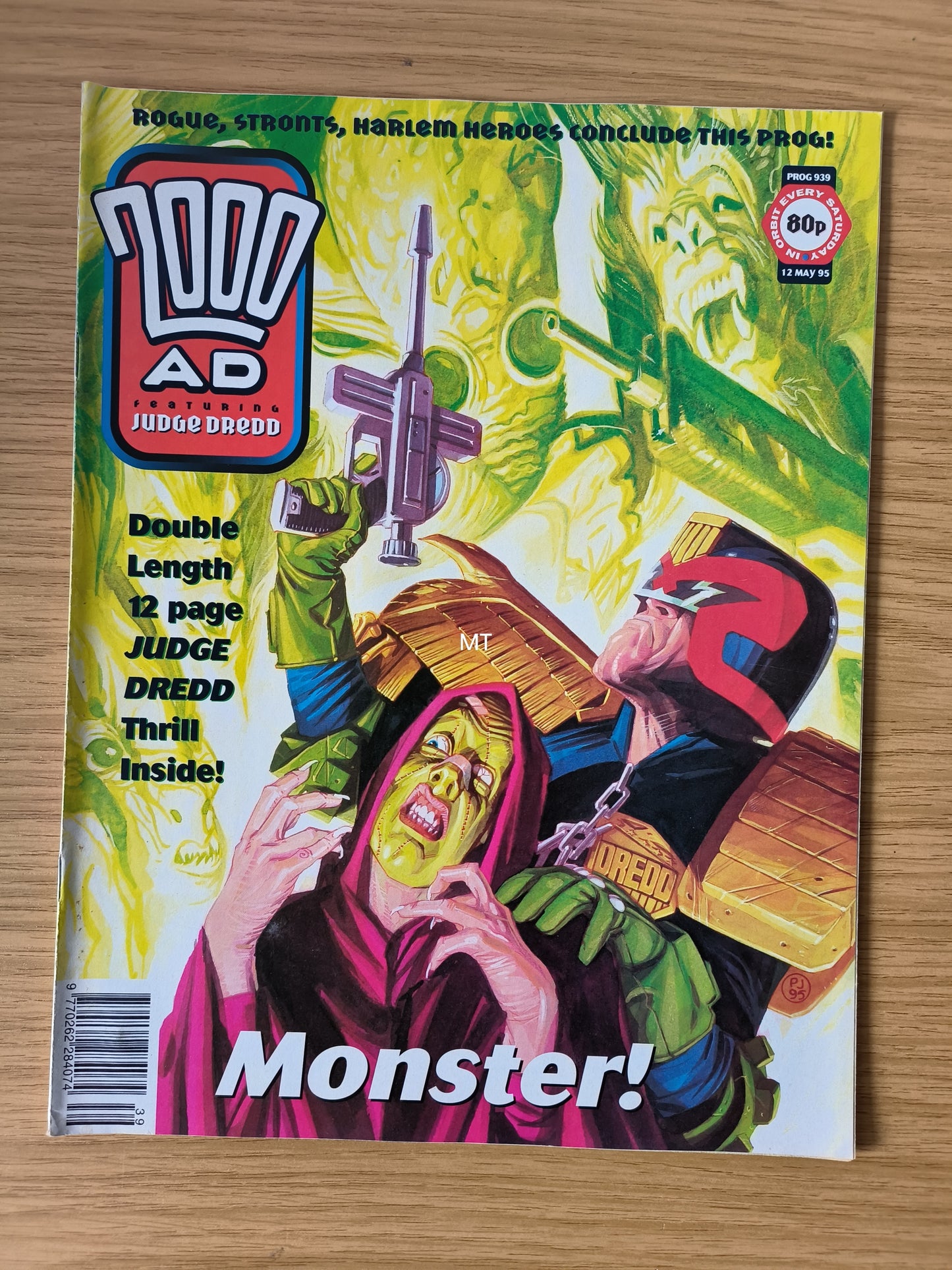 11x 2000 AD Magazines Comics 1995 Judge Dredd (0016)