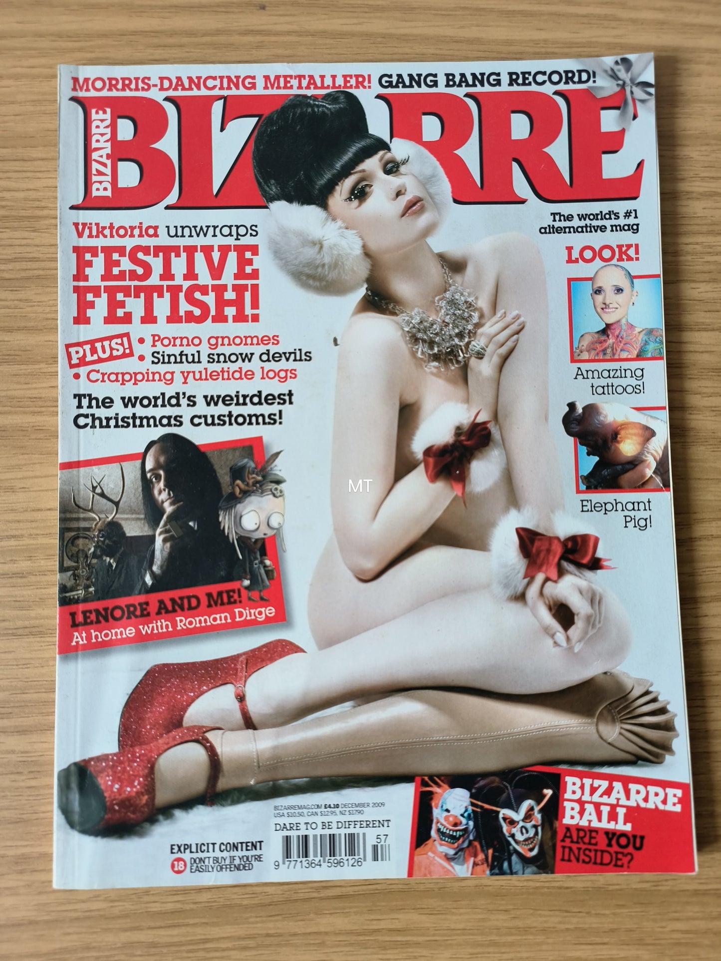 BIZARRE Magazine December 2009 RARE (1082) Roman Dirge Viktoria