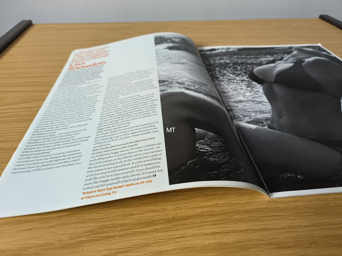 ESQUIRE Magazine The Bikini RARE (1088) Lisa Snowdon