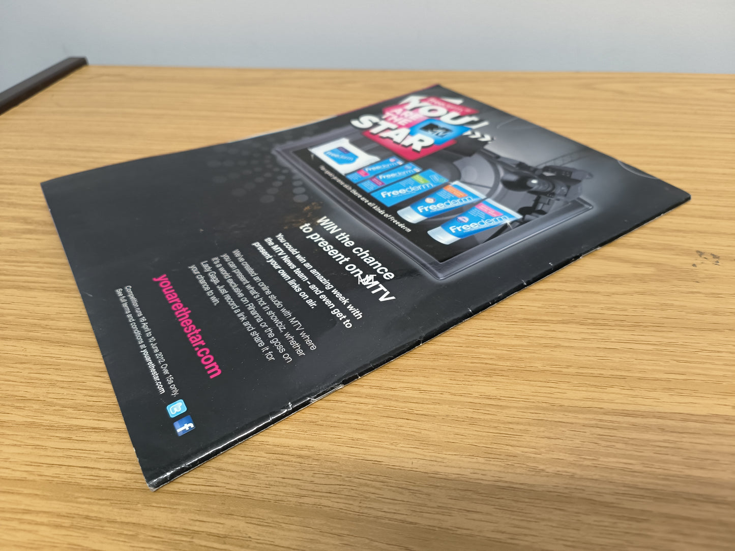 ZOO Magazine 27 April 3 May 2012 RARE (1116) POSTER Jodie Marsh Rhianna Emma K