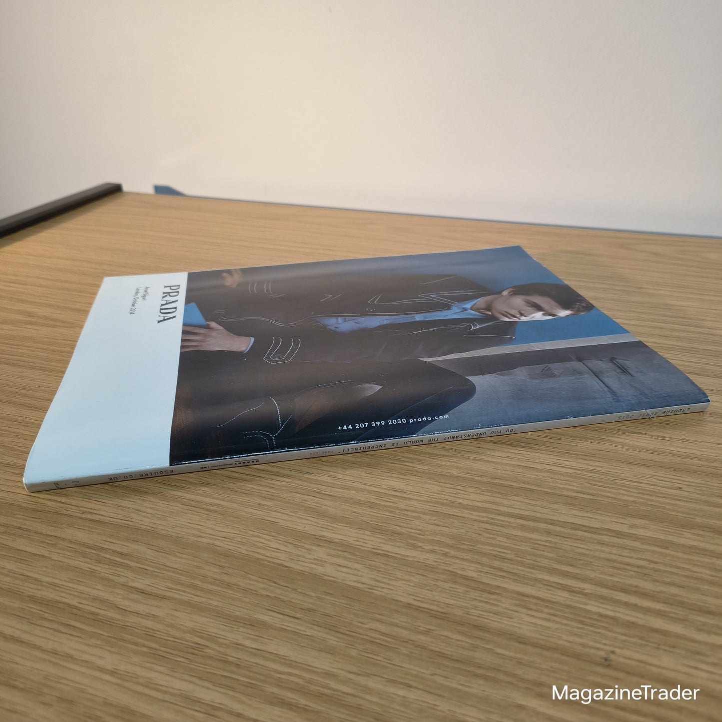 Esquire Magazine April 2015 Rosie Huntington-Whiteley Model Fashion New Casual