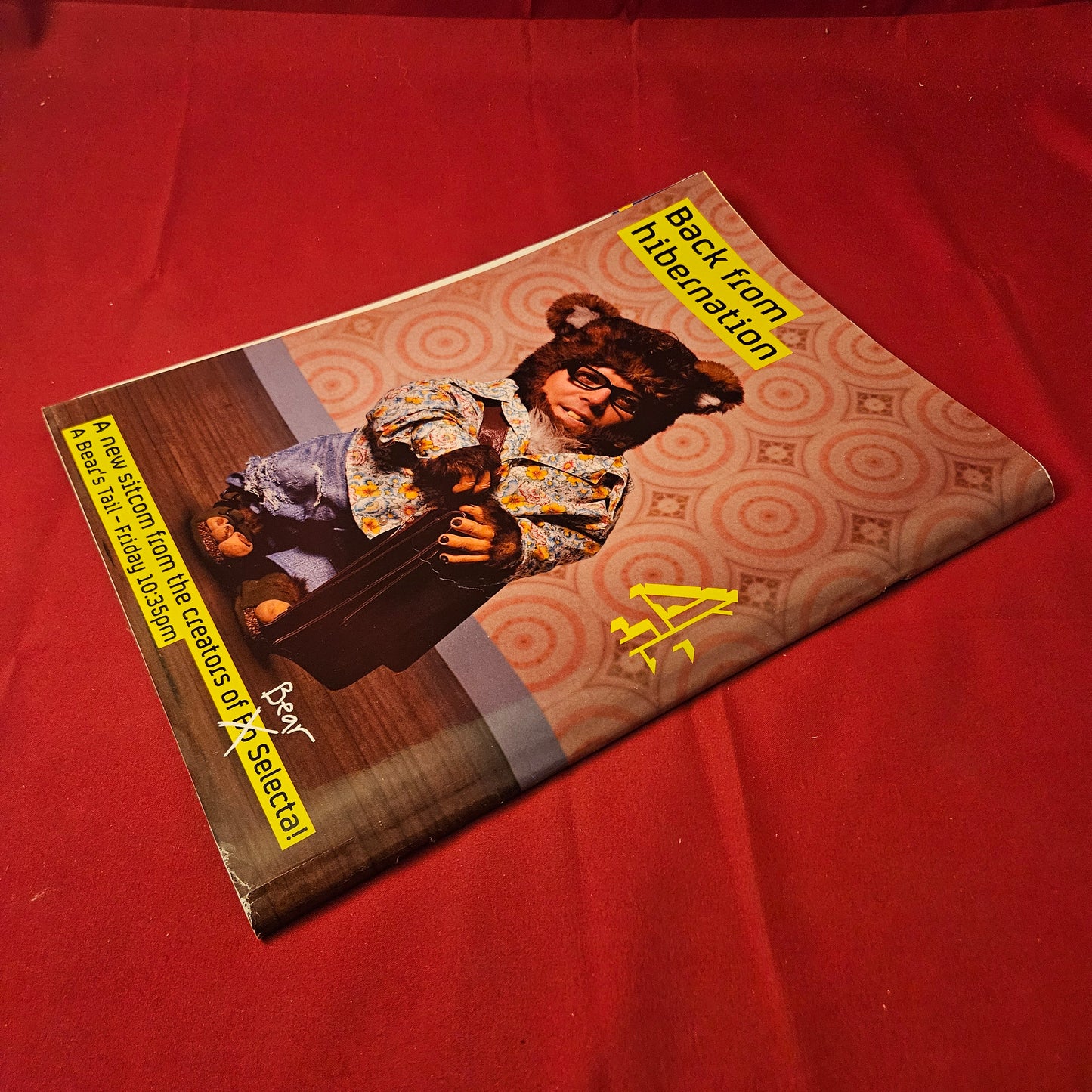 Zoo Magazine 8-14 July 2005 (1256) Jennifer Ellison + POSTER Mini-Mag