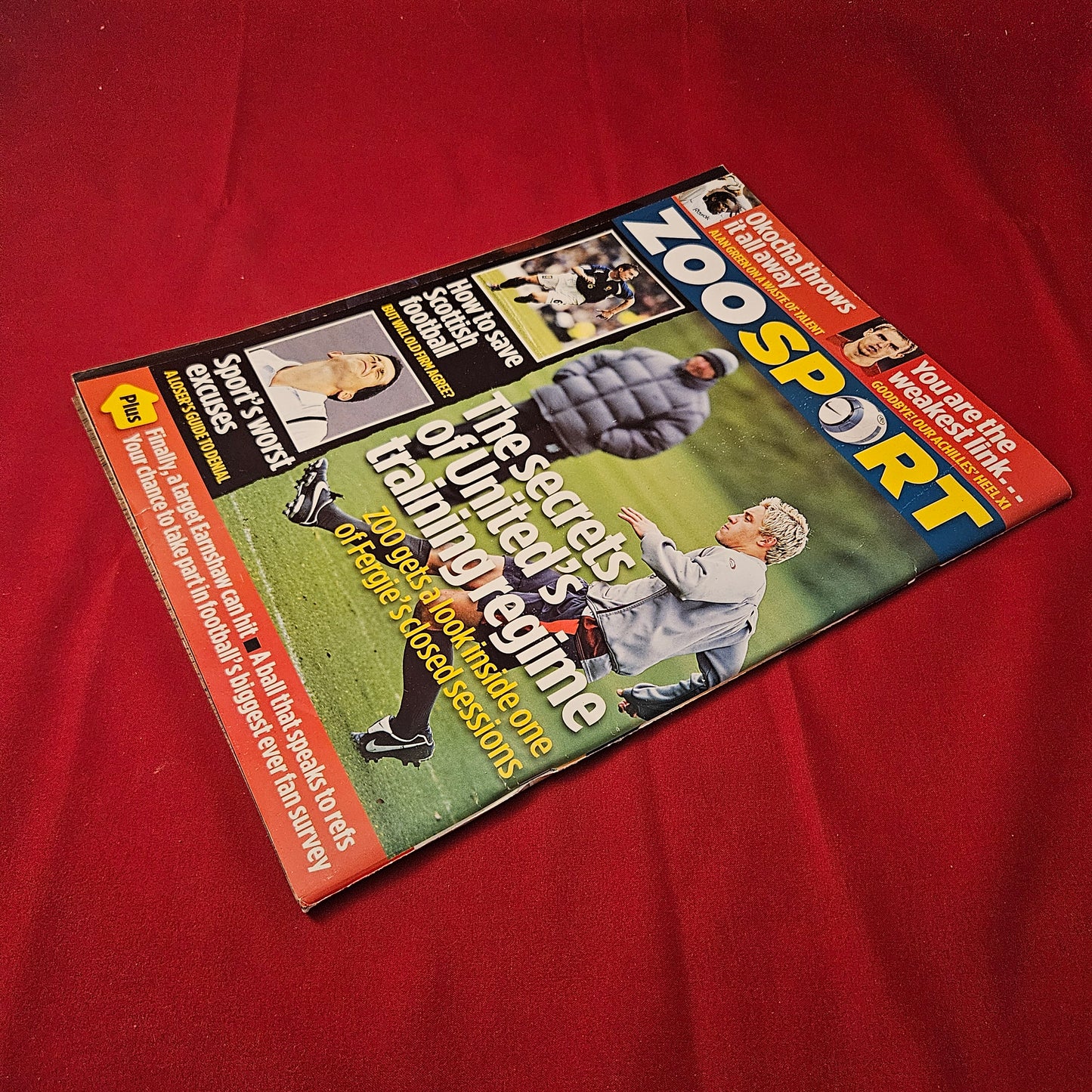 Zoo Magazine 19-25 November 2004 (1256) Kelly Brook Lucy Pinder Michelle Marsh