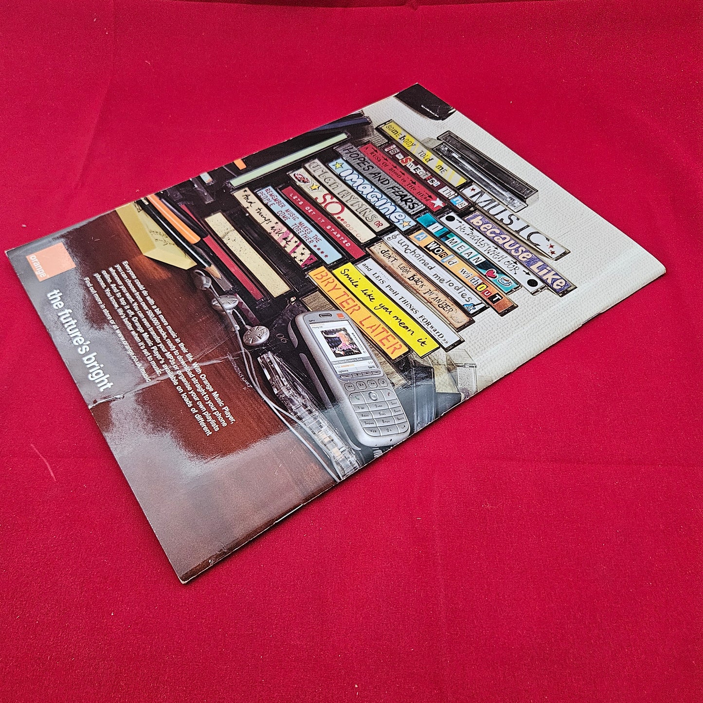 Nuts Magazine 24 February - 2 March 2006 (1283) Michelle Bass Rebecca Loos Gorillaz