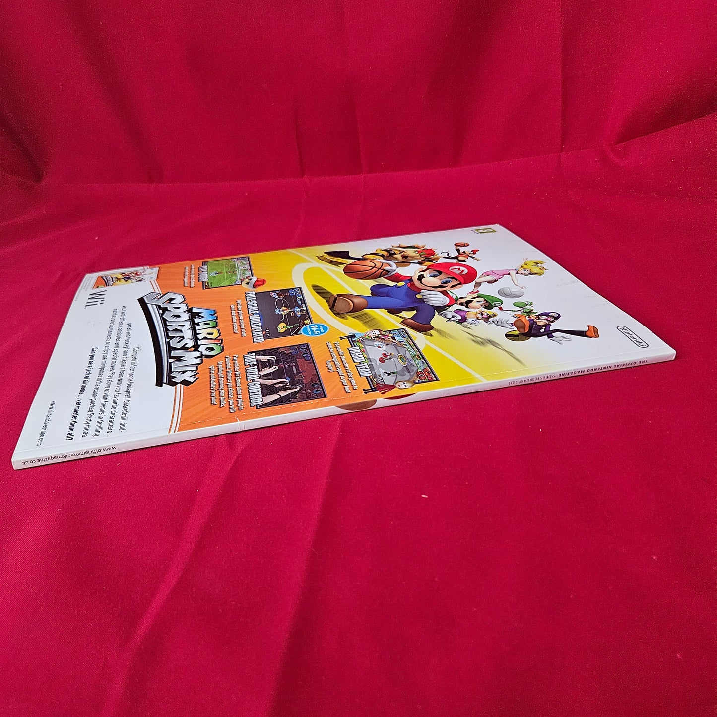 The Official Nintendo Magazine February 2011 Issue 65 (1380) Pokemon White Version Kirbys Epic Yarn Mario Sports Mix Epic Mickey