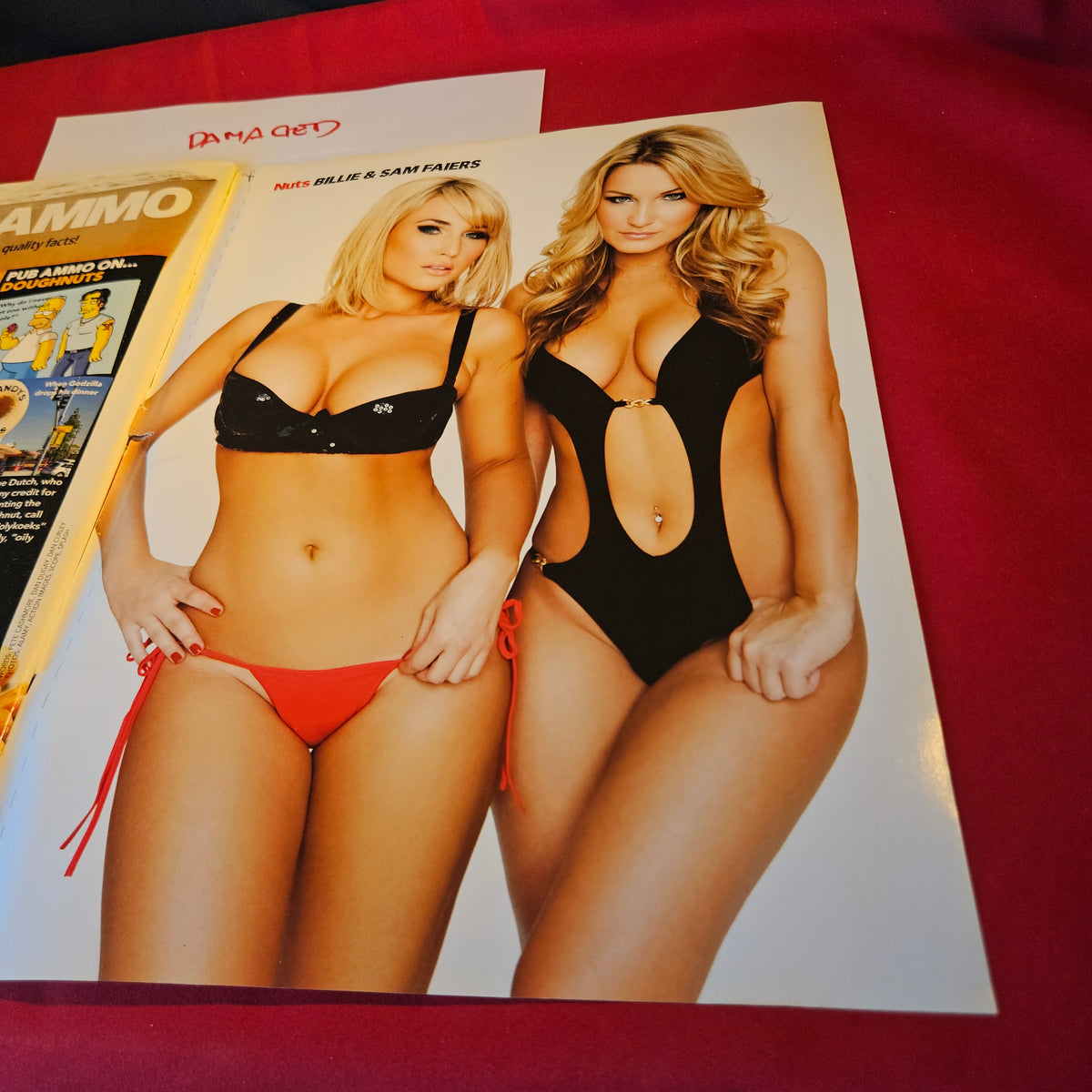 Nuts Magazine 6-12 May 2011 DAMAGED Kelly Brook Billie Sam Faiers Rosie Jones SKU1538