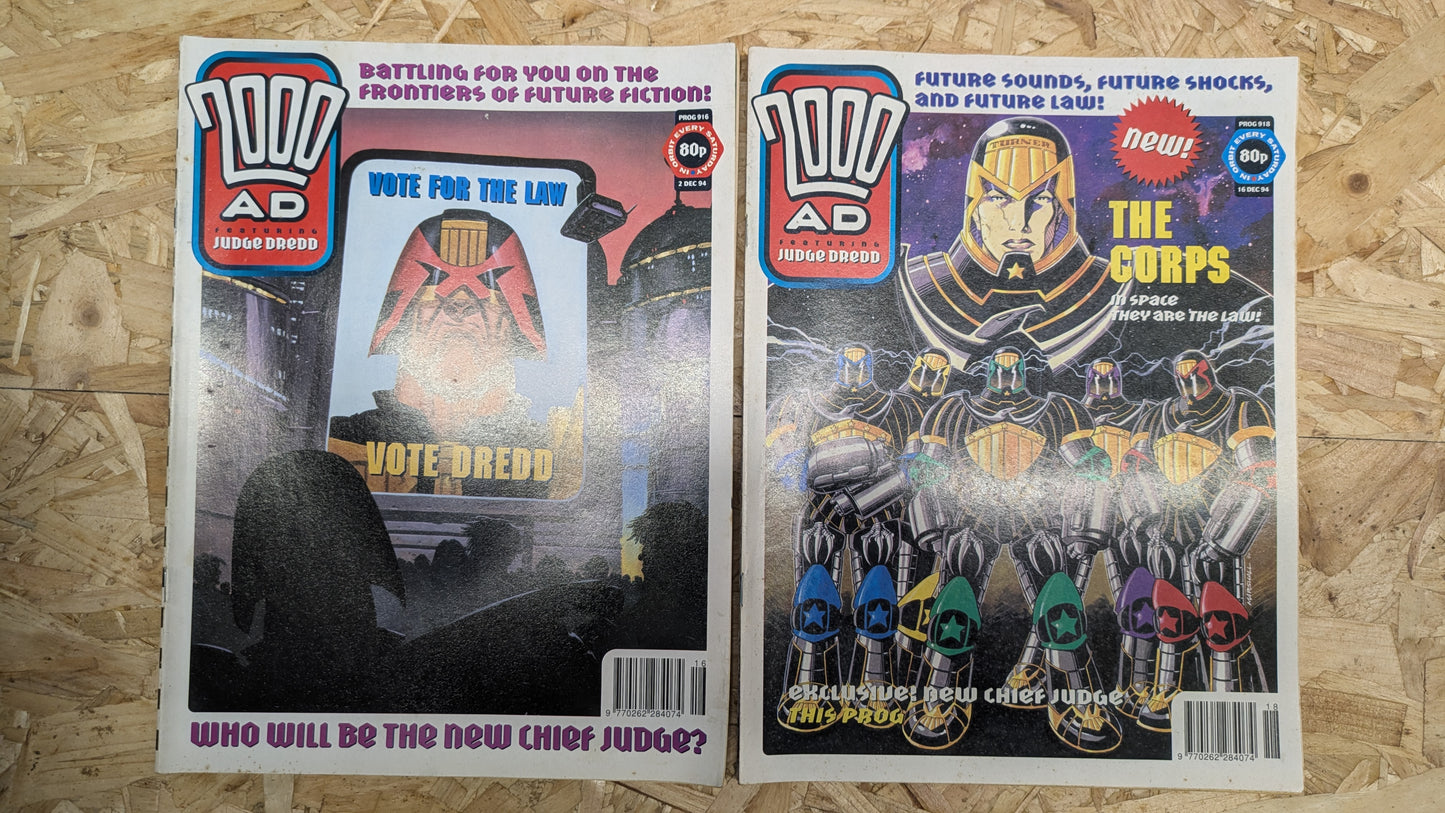 9x 2000AD JUDGE DREDD Comics/Magazines 1994 Bundle/Job Lot (0020)