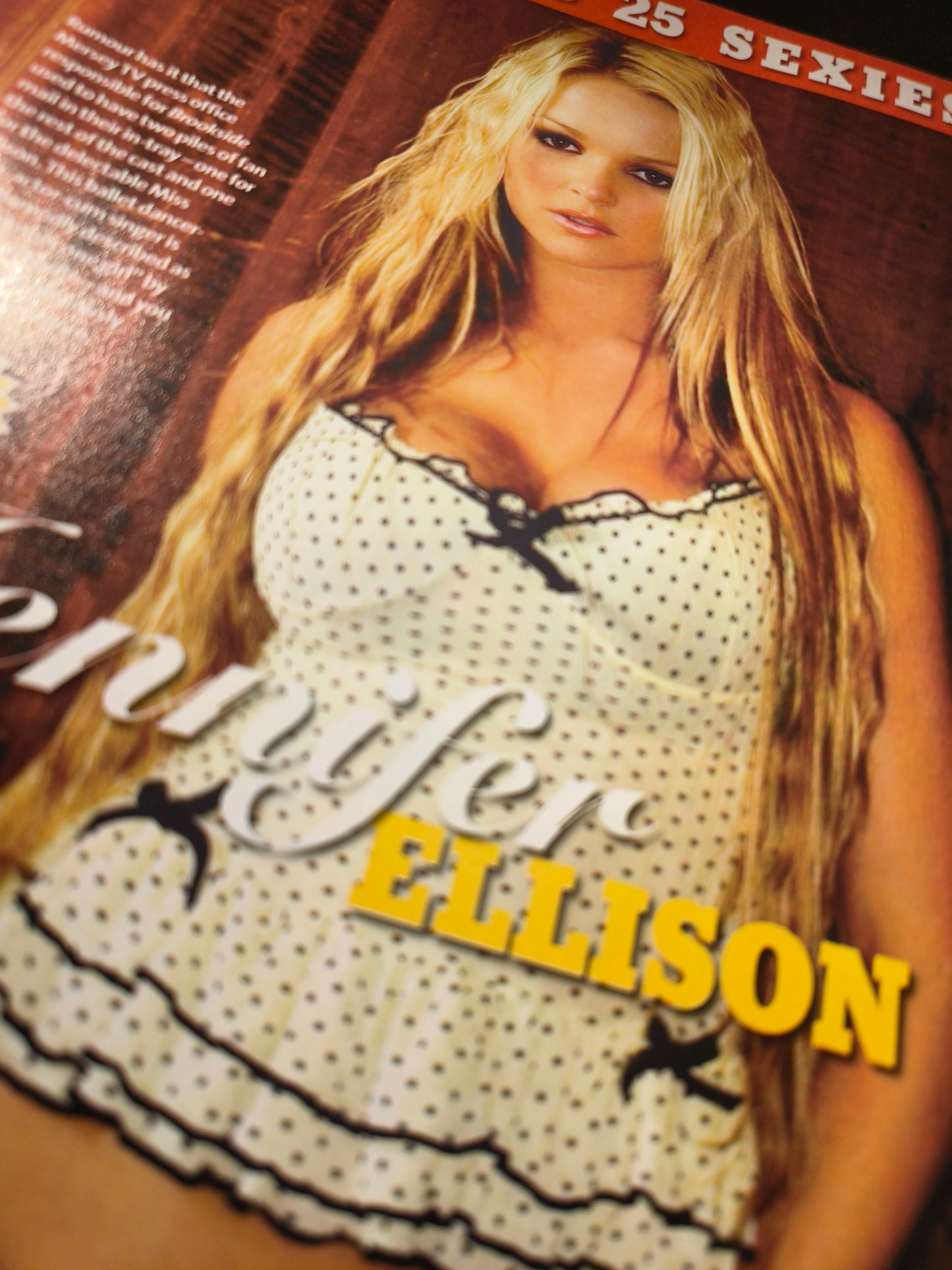 Nuts Magazine 27 August - 2 September 2004 (752) Michelle Marsh Victoria Silvstedt Ellison