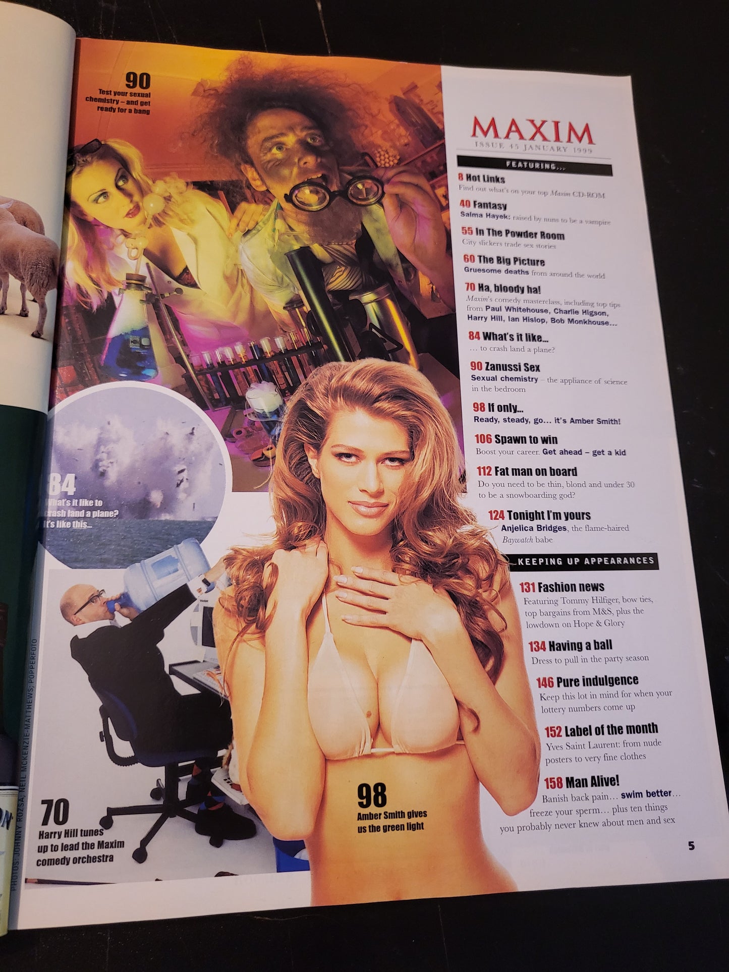 Maxim Magazine January 1999 No.45 (790) Angelica Bridges Salma Hayek
