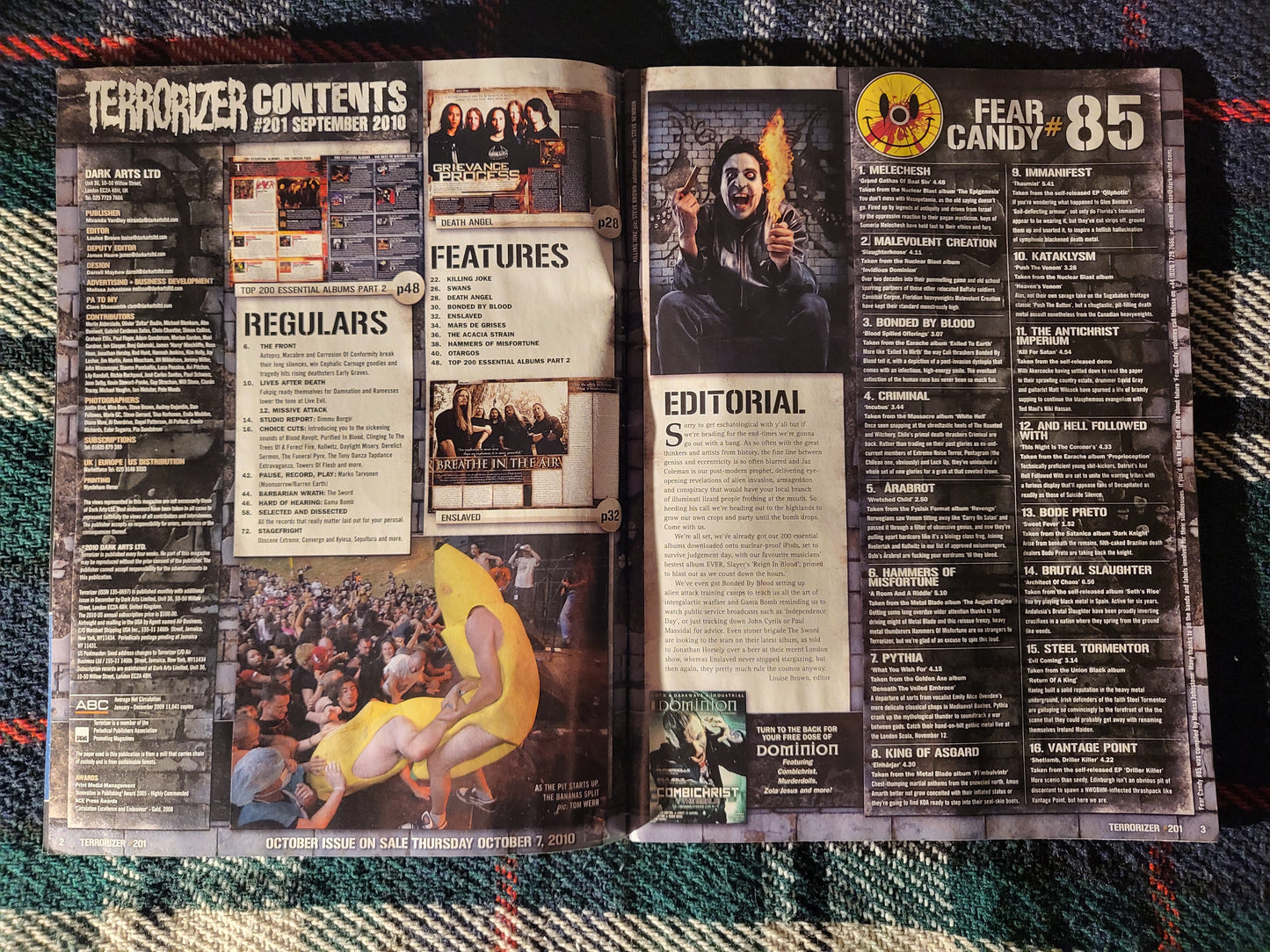 Terrorizer Magazine September 2010 #201 (973) 2 CD's Dimmmu Killing Joke Swans