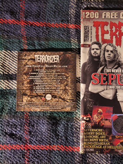 Terrorizer Magazine January 2011 #205 (973) 1 CD Turisas Kylesa Arch Enemy
