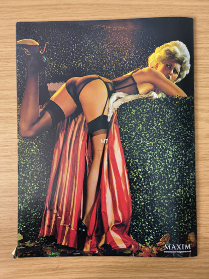MAXIM Magazine Supplement "Les Lingerie Dangereues" (1079)