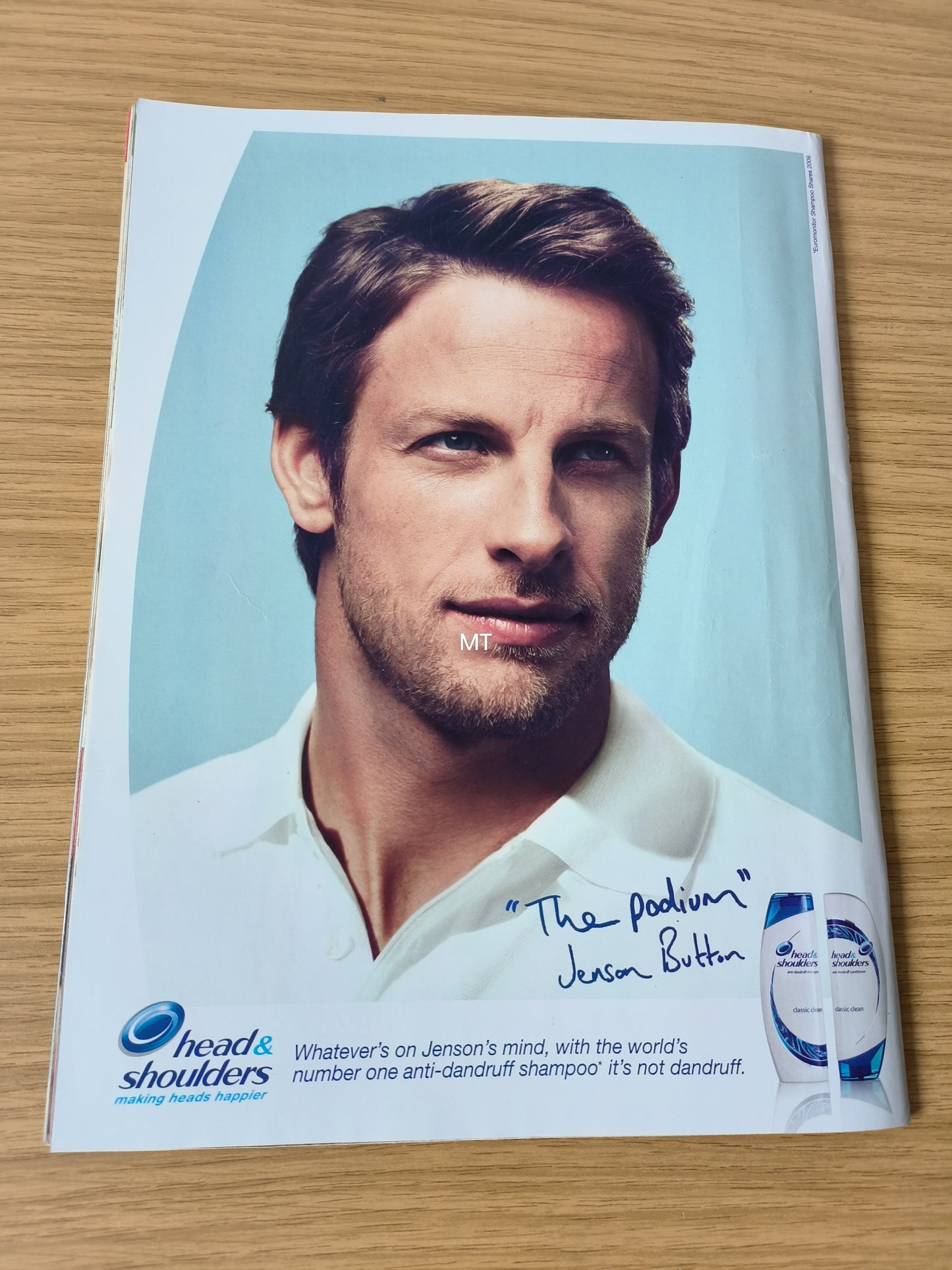 NUTS Magazine 10-16 September 2010 RARE (1083) Lucy Pinder Rosie Jones Holly Peers