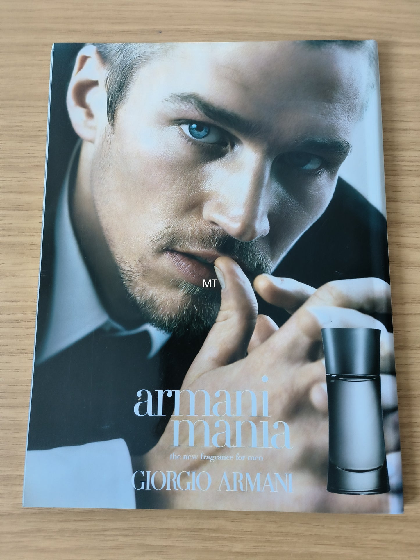 ESQUIRE Magazine May 2002 (1087) Hugh Grant JENNIFER GARNER LAURA PREPON