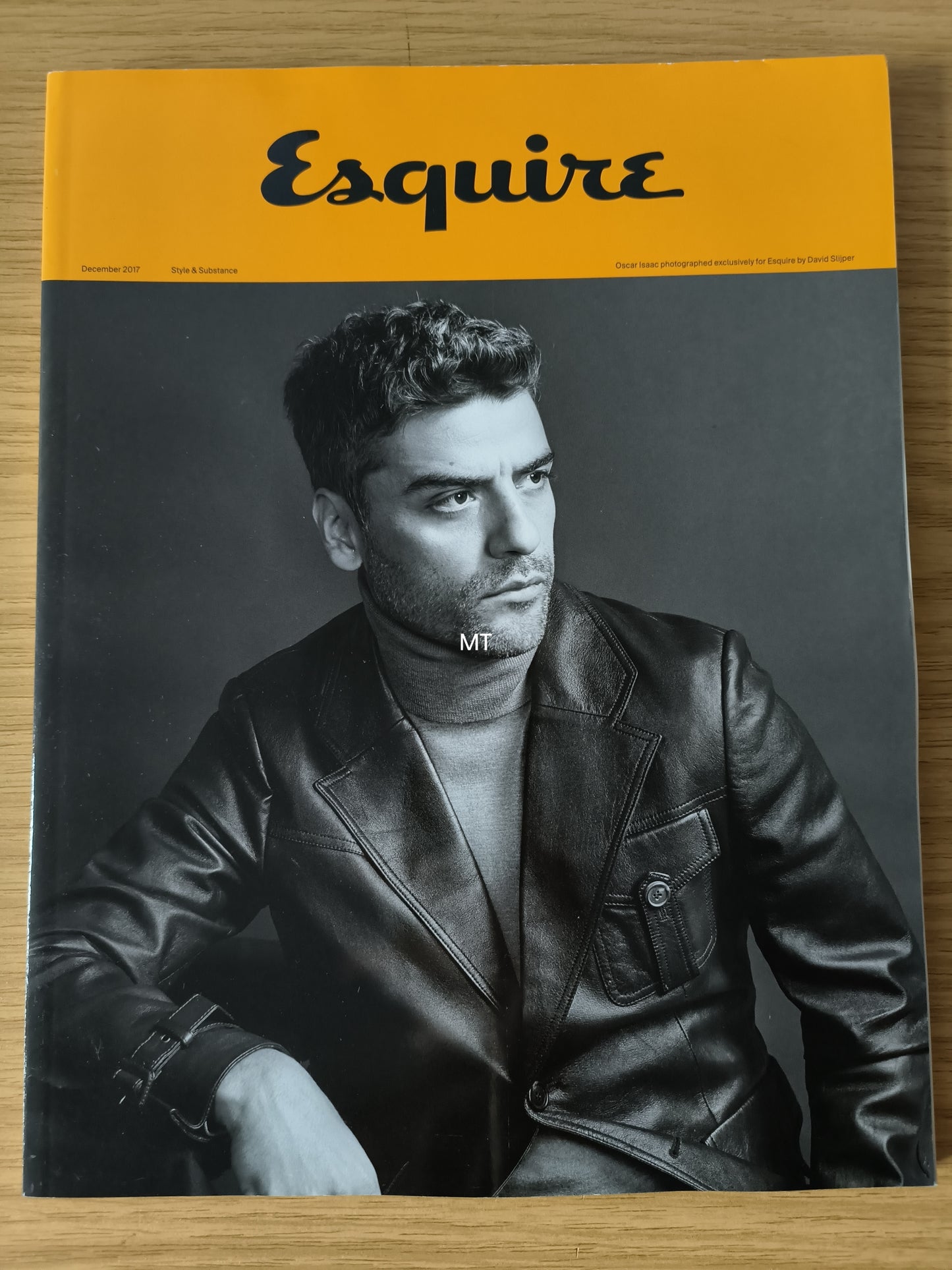 ESQUIRE Magazine December 2017 LIMITED EDITION RARE (1090) Oscar Isaac