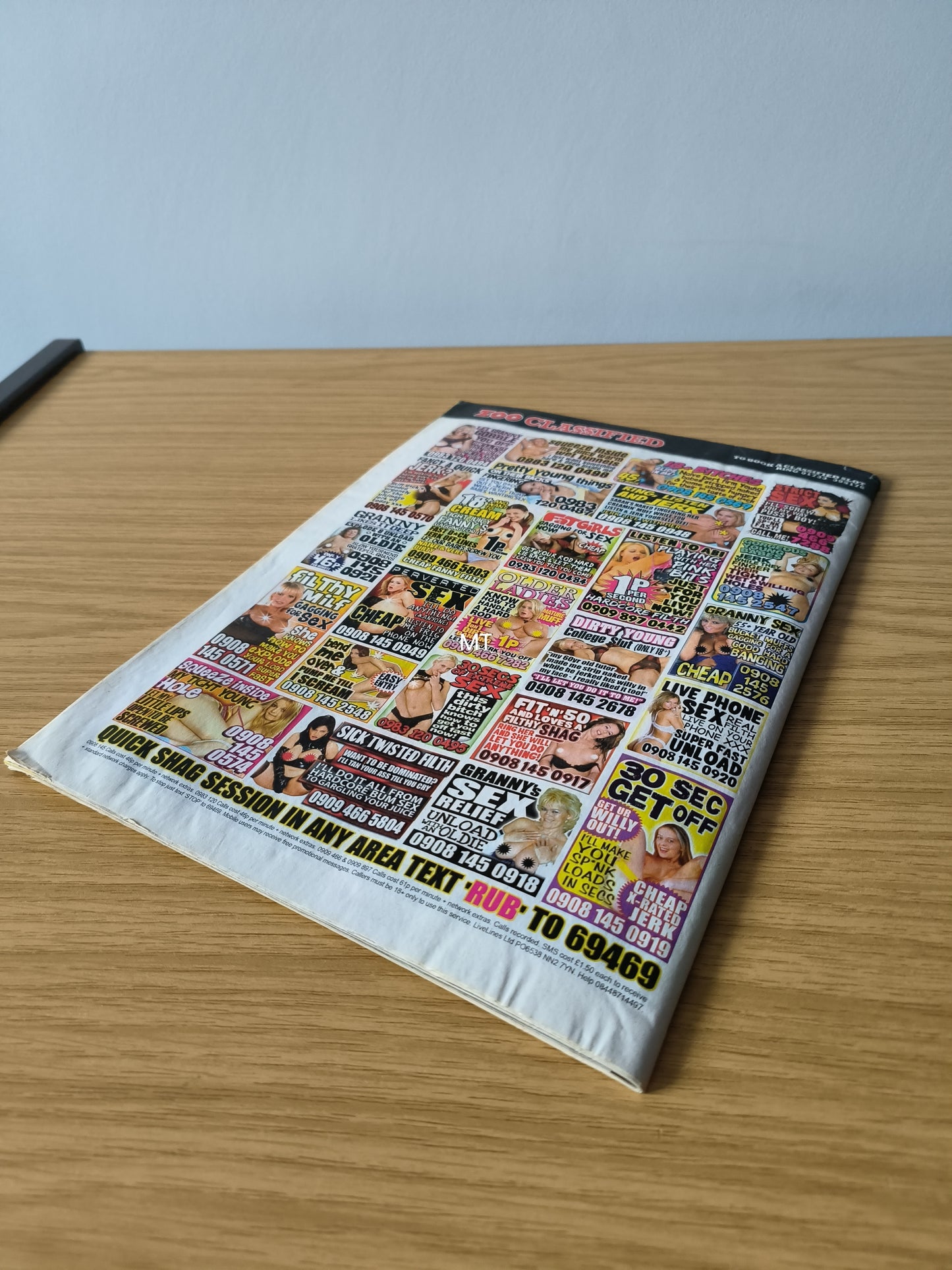 ZOO Magazine 22-28 April 2011 DAMAGED (1092) Alice Goodwin