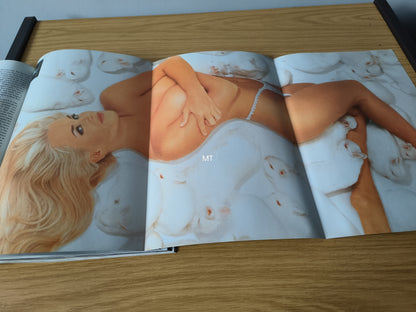 ESQUIRE Magazine December 1995/January 1996 (1097) POSTER Jenny McCarthy Elizabeth Hurley