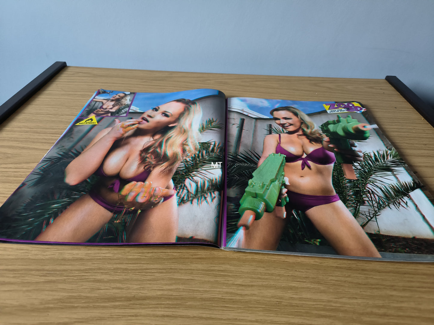 ZOO Magazine 15-21 April 2011 (1099) POSTER Jodie Marsh Jodie Gasson