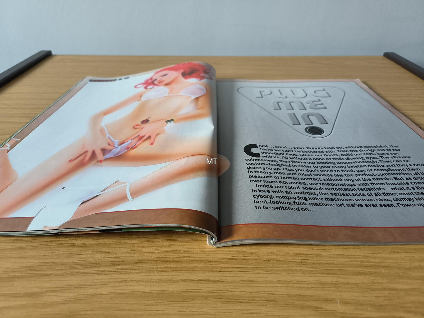 BIZARRE Magazine September 2004 (1103) Dillnger Escape AC/DC Bruce LaBruce Mika