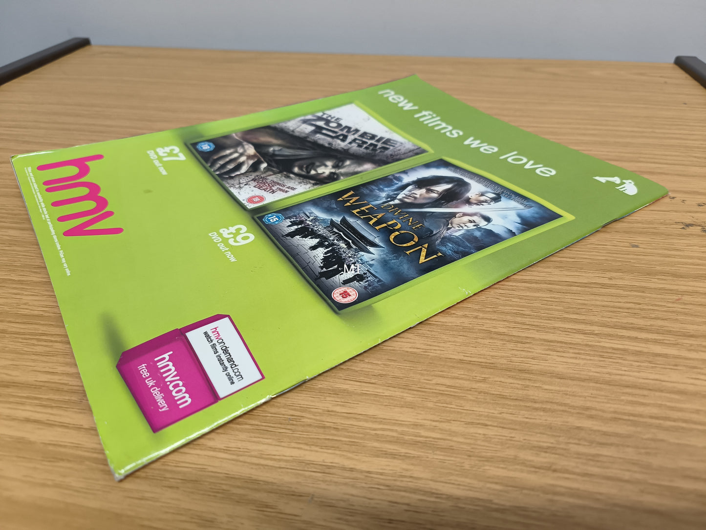 ZOO Magazine 13-19 April 2012 RARE (1116) POSTER Daisy Watts