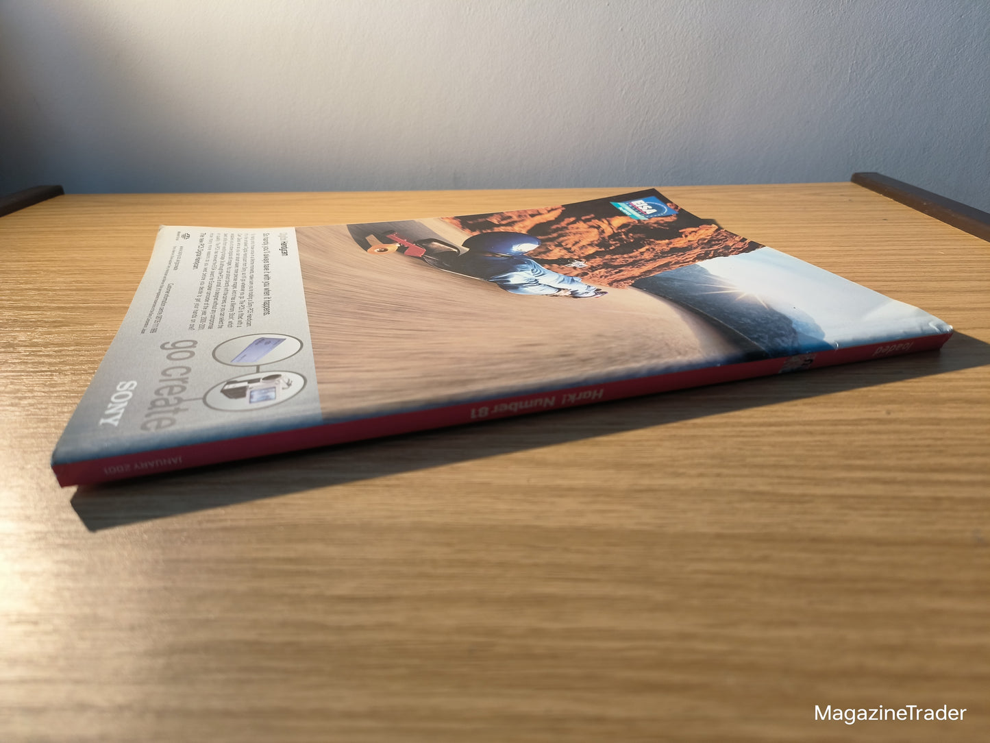 Loaded Magazine January 2001 Jan Anderson sexy nurse Jordan Dennis Wise