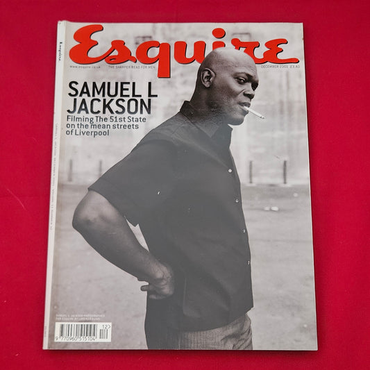 Esquire Magazine December 2001 (1224) Samuel L Jackson Thora Birch Jay McInerney 007
