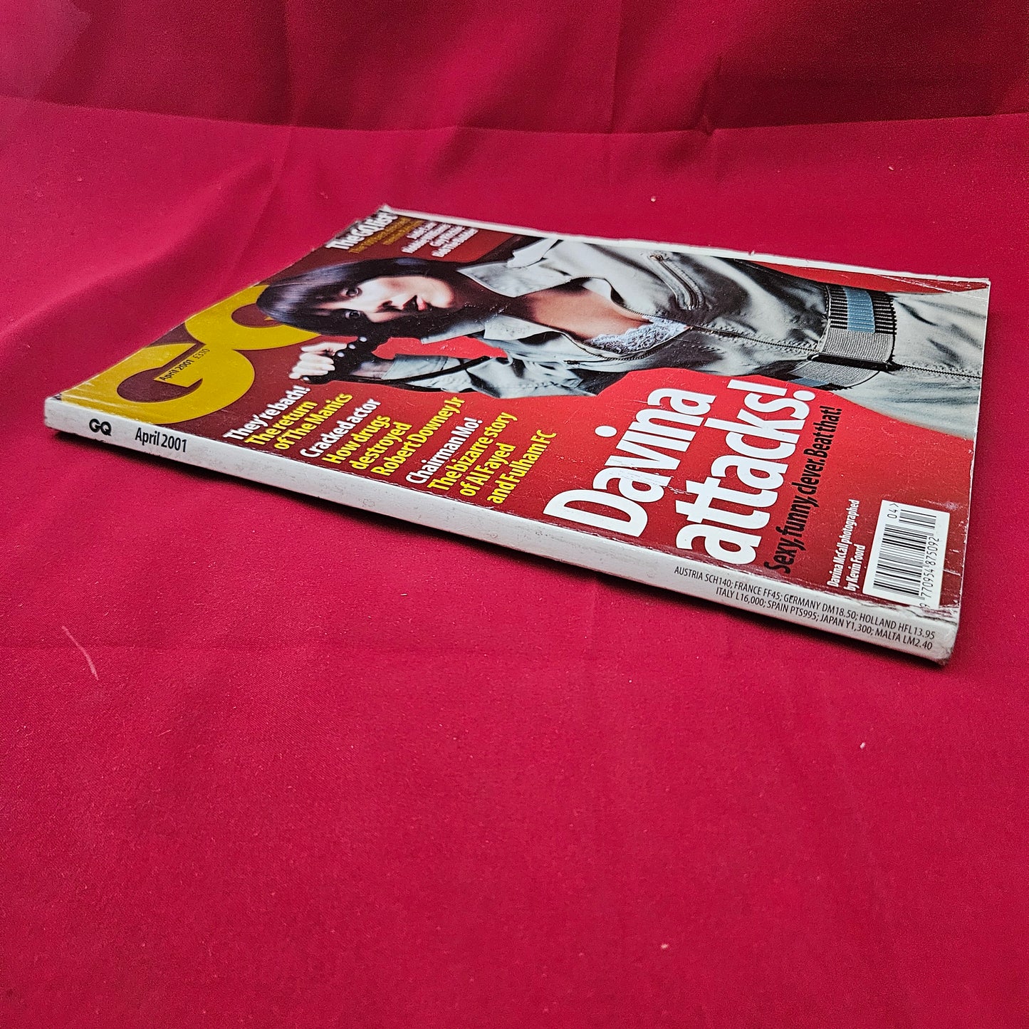 GQ Magazine UK April 2001 (1276) Davina McCall Robert Downey Jr Jude Law TORN