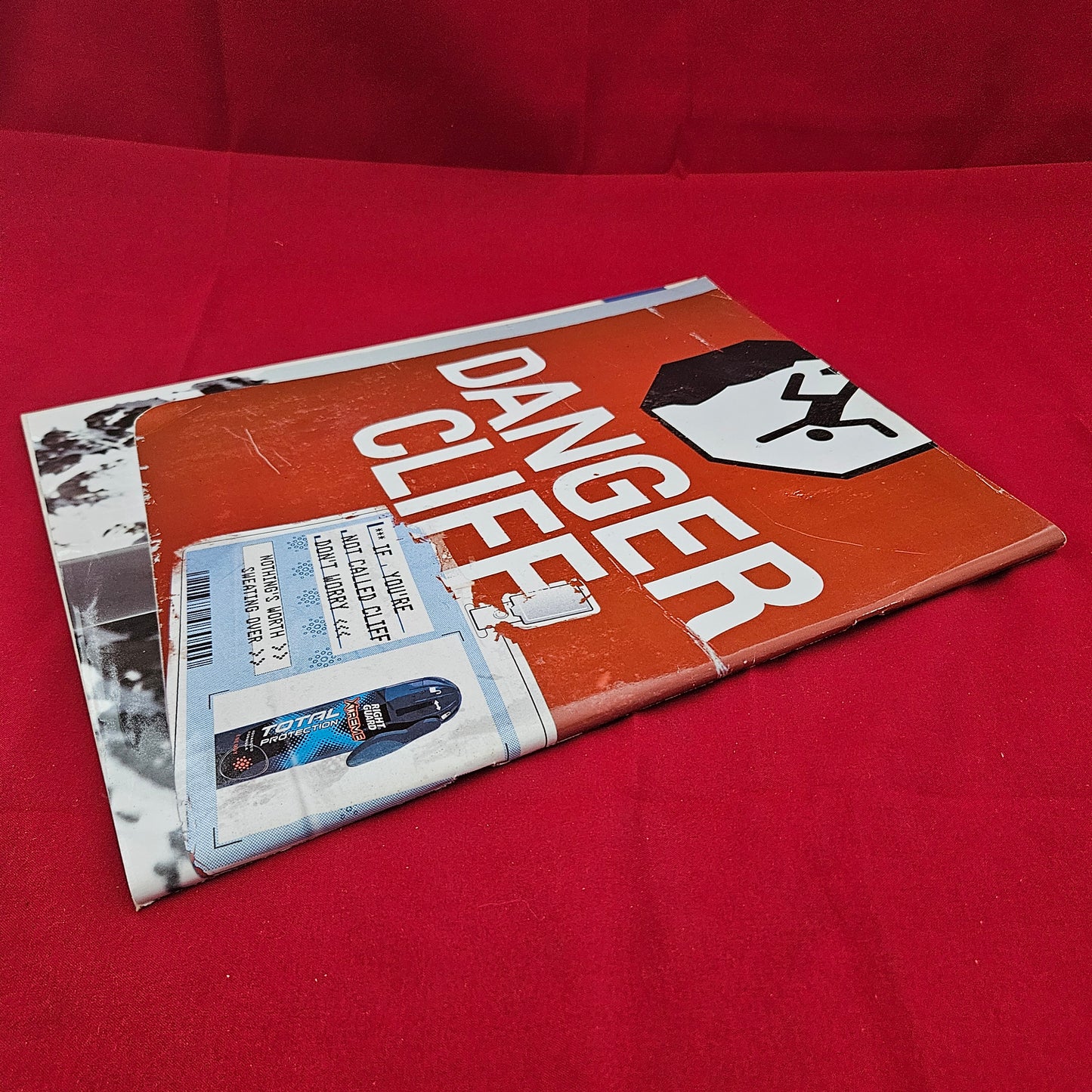 ZOO Magazine 18-24 November 2005 (1282) Silvia Saint Jonathan Woodgate Gervais