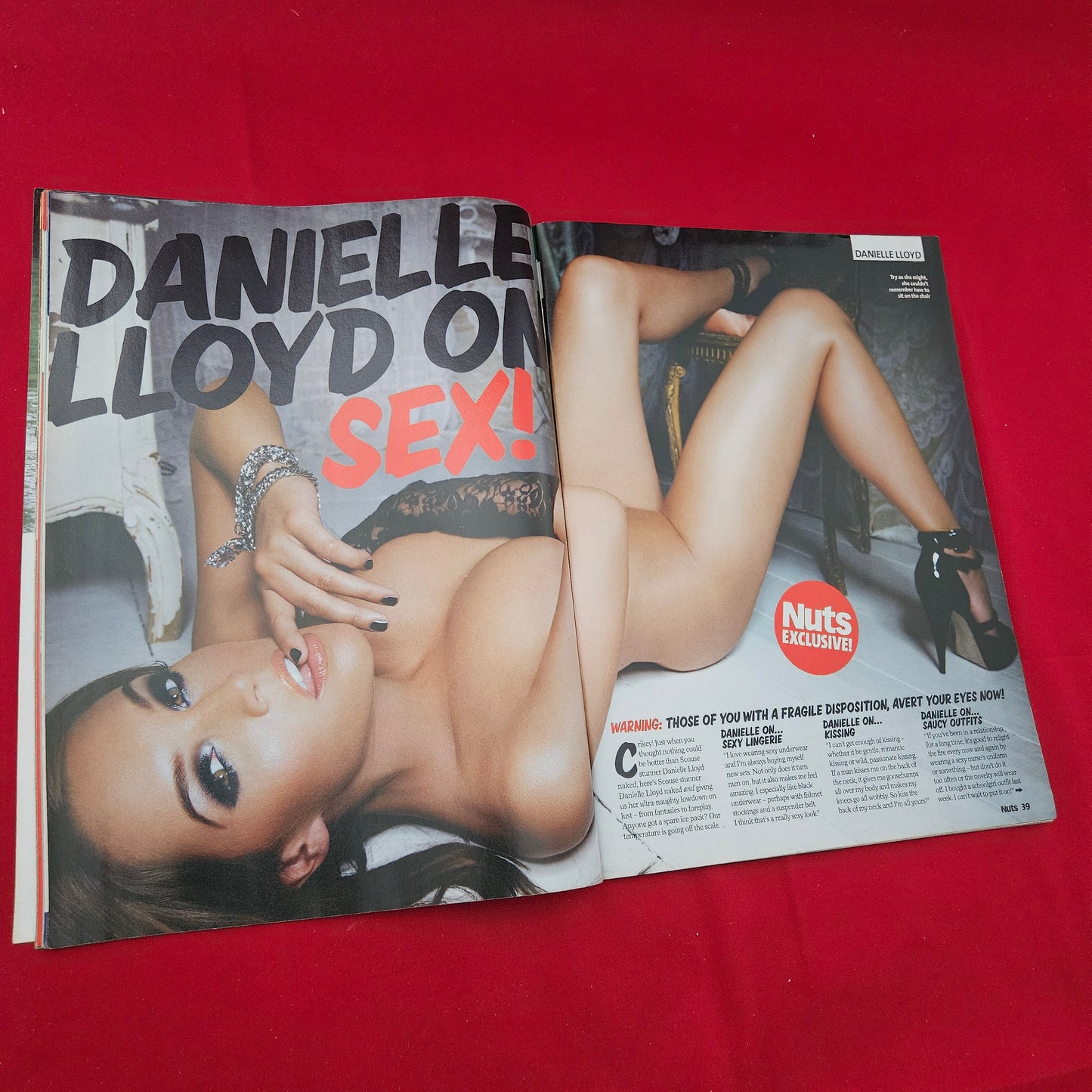 Nuts Magazine 4-10 September 2009 (1284) Danielle Lloyd Jennifer Ellison Ashes