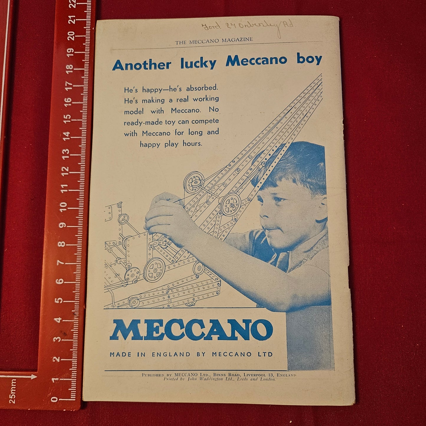 Vintage MECCANO Magazine April 1952 (004) Vol 37 No 4 Jet Bomber King George VI