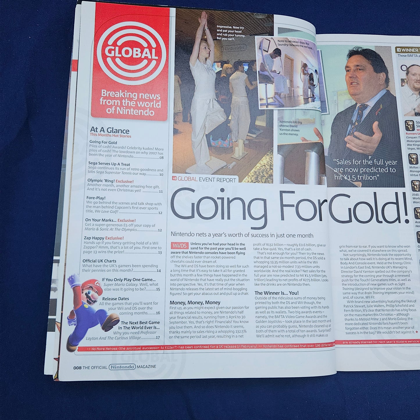 Official Nintendo Magazine Issue 24 Christmas 2007 (1326) The Legend of Zelda Smash Bros Mario Kart