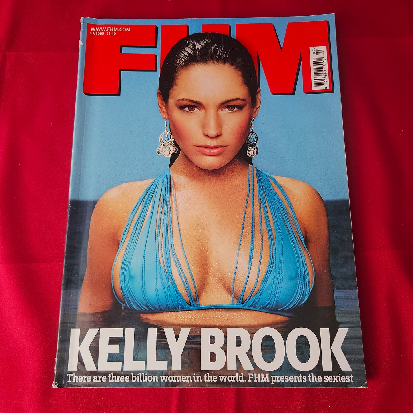 FHM Magazine July 2005 (1379) Kelly Brook Adele Silva Tera Lara Lewington