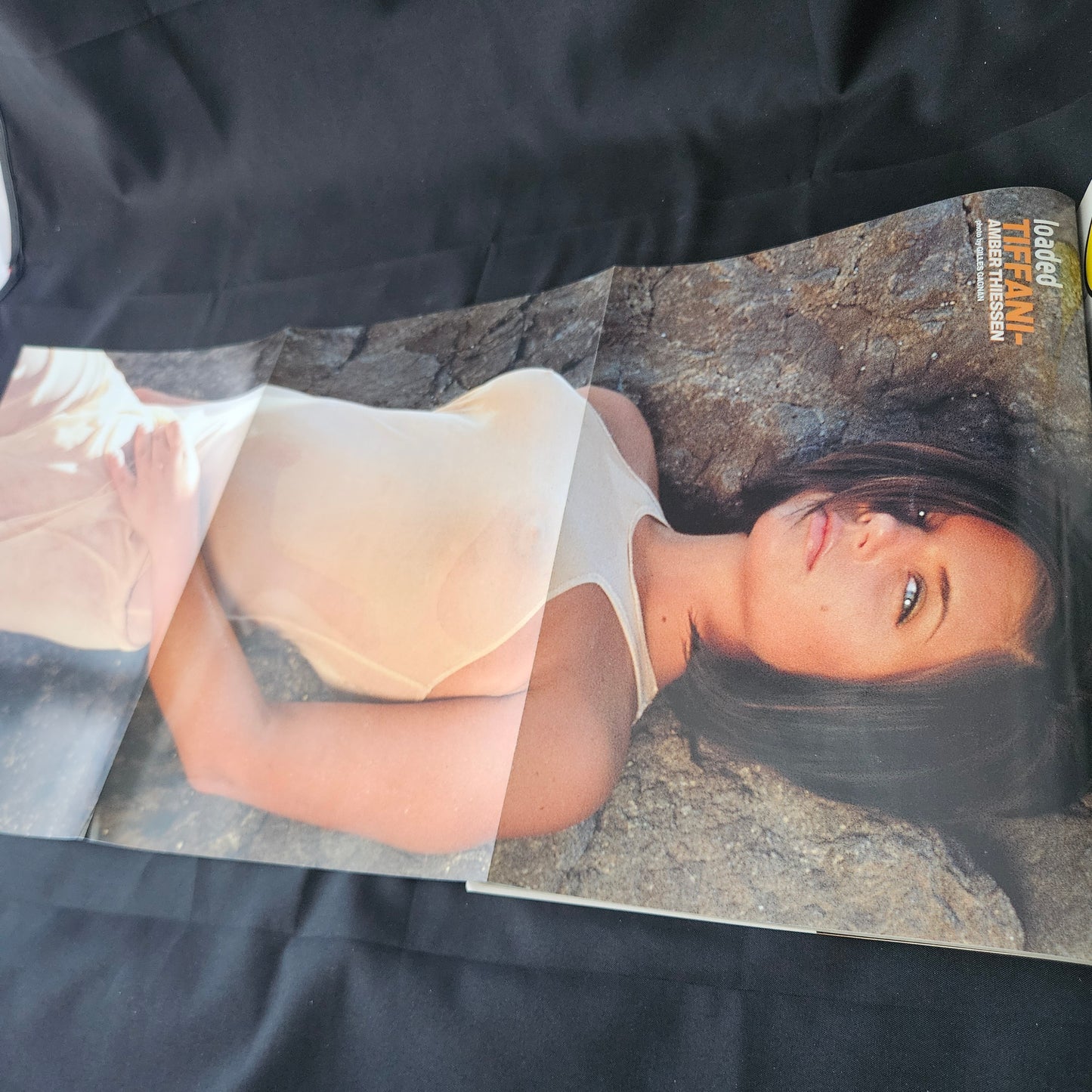 Loaded Magazine February 1997 (1386) Courteney Cox Tiffani-Amber Thiessen Posters Jack Dee Glamour Models