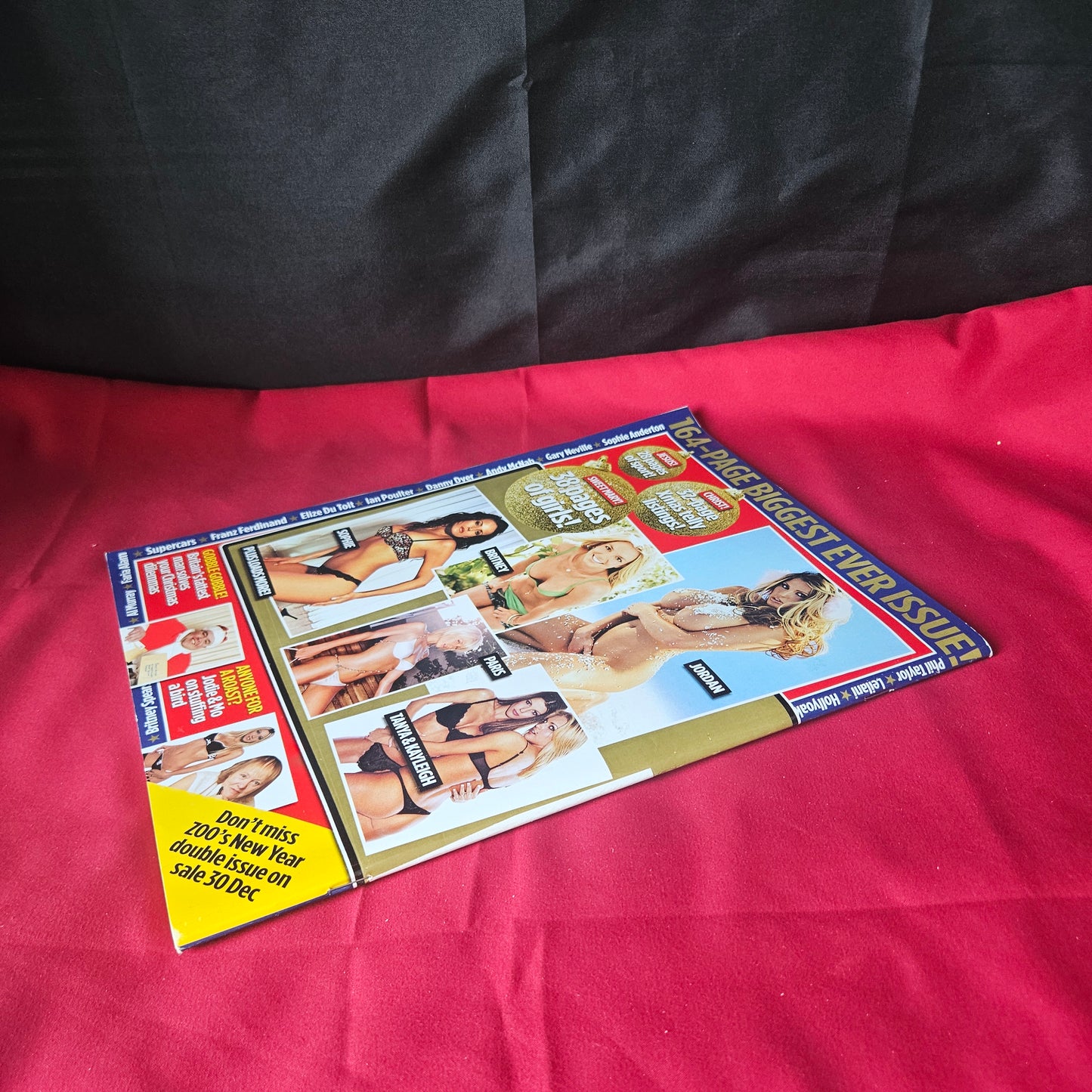Zoo Magazine 17-30 December 2004 (1433) Abi Titmuss Lucy Pinder Michelle Marsh
