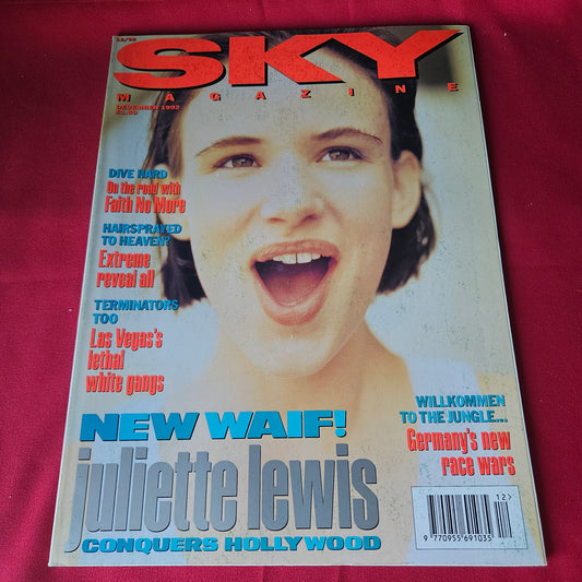 Sky Magazine December 1992 Juliette Lewis Brad Pitt Kate Moss (1443)