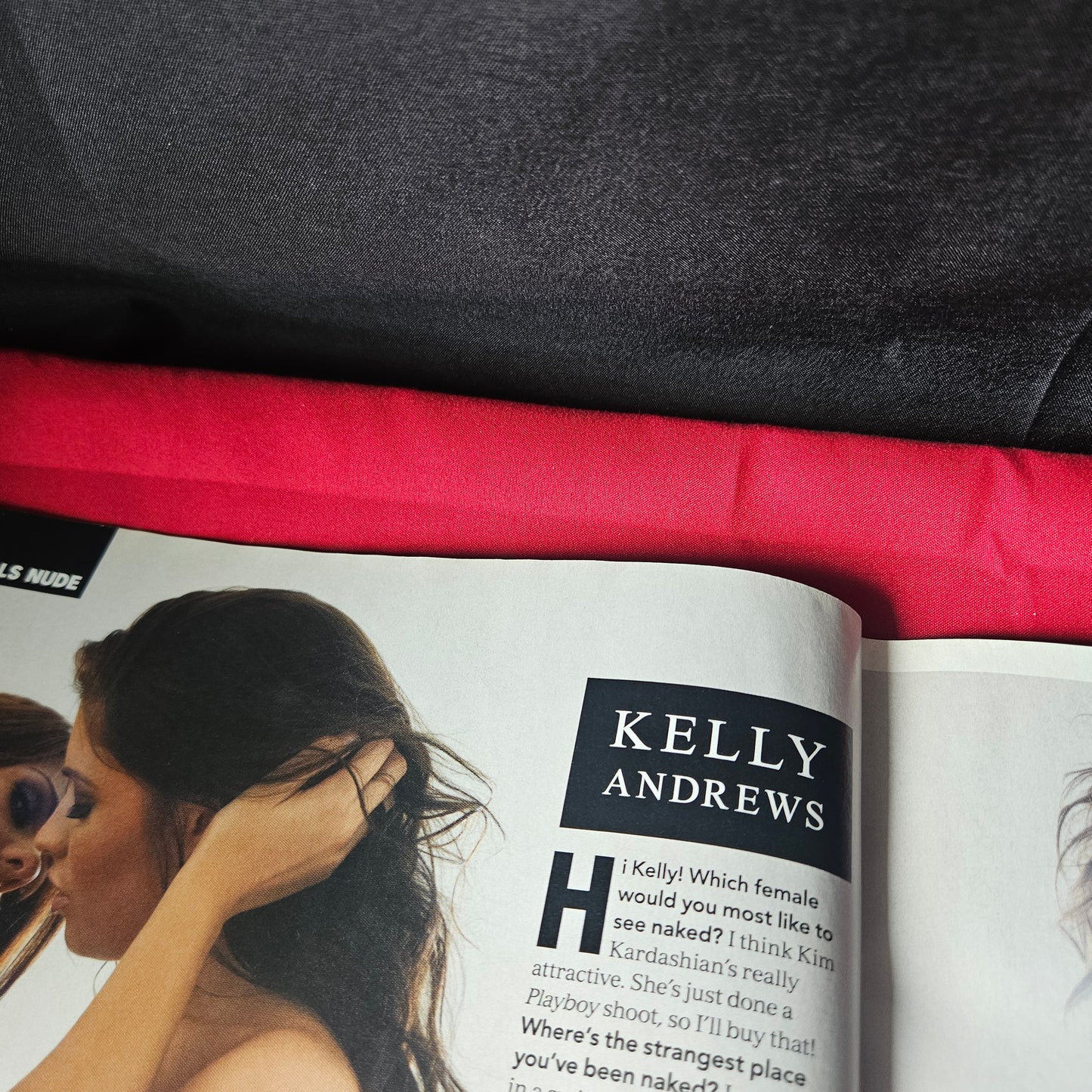 Nuts Magazine 5-11 November 2010 RARE Holly Peers Rosie Jones SKU 1453