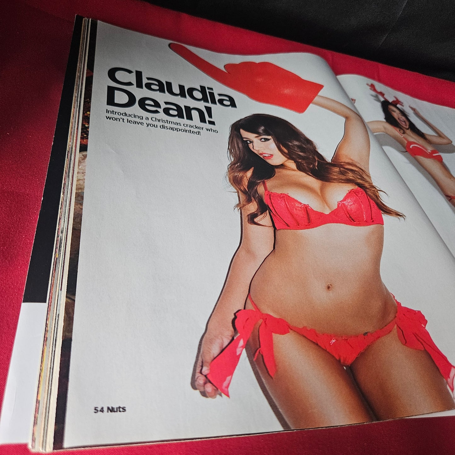 Nuts Magazine 13-26 December 2013 Lucy Pinder Helen Flanagan Rosie Jones SKU 1468