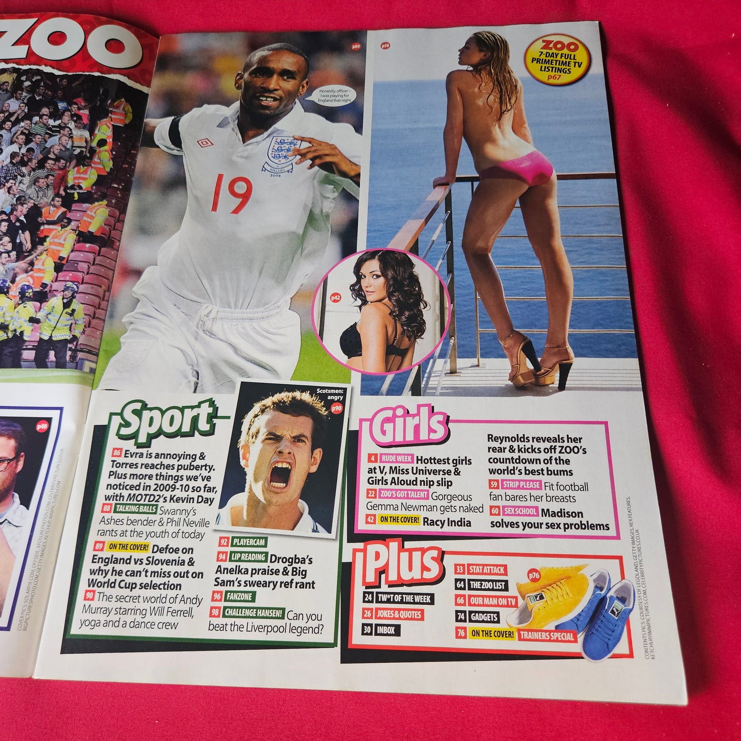 ZOO Magazine 4-10 September 2009 India Reynolds Chanelle Amii Grove SKU 1471