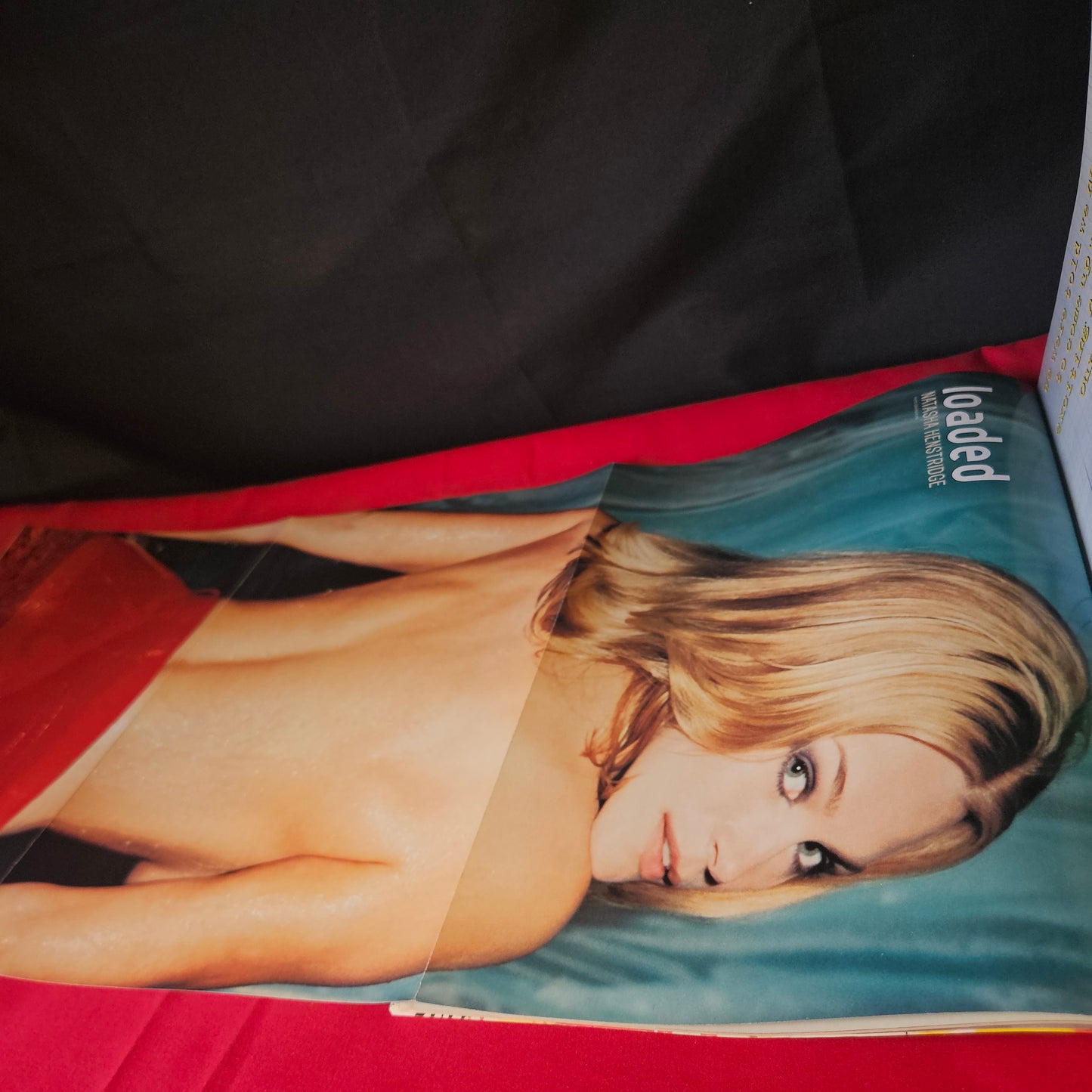 Loaded Magazine September 1998 Natasha Henstridge Amanda Robbins Vinnie Jones SKU 1473