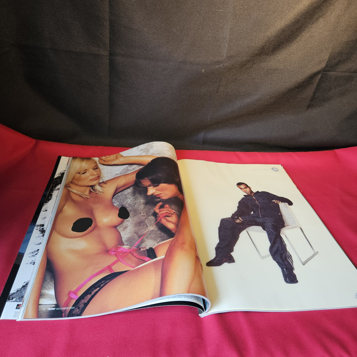 FRONT Magazine December 2004 Issue 77 Nikki Ziering Letizia Filippi SKU 1507