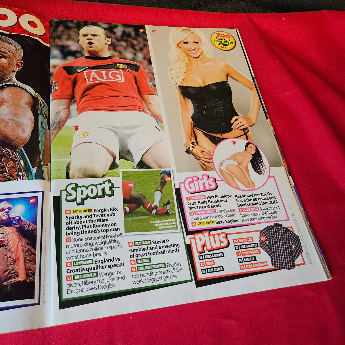 Zoo Magazine 18-24 September 2009 Sophie Reade Pixie Lott Chris Moyles SKU 1512