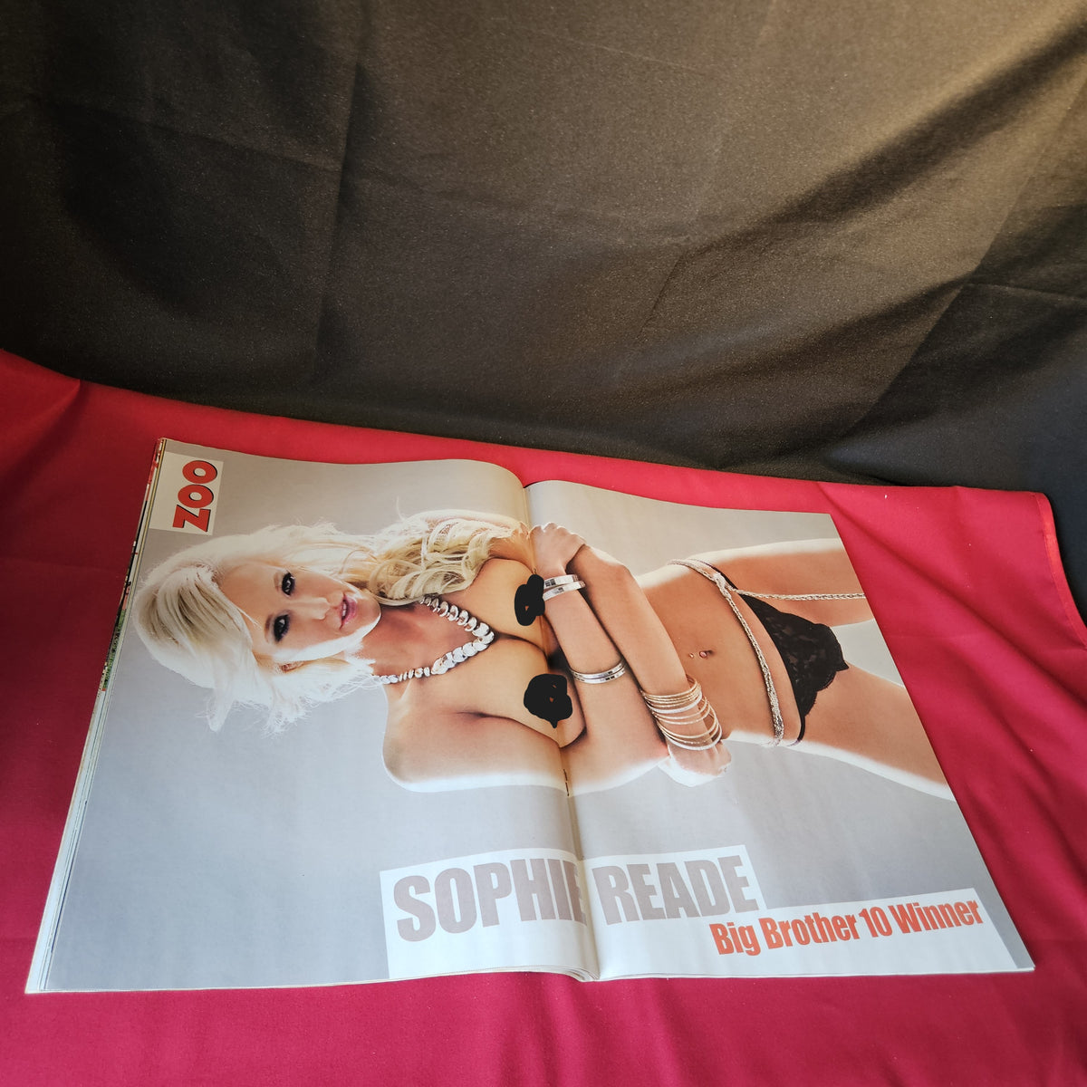 Zoo Magazine 18-24 September 2009 Sophie Reade Pixie Lott Chris Moyles SKU 1512
