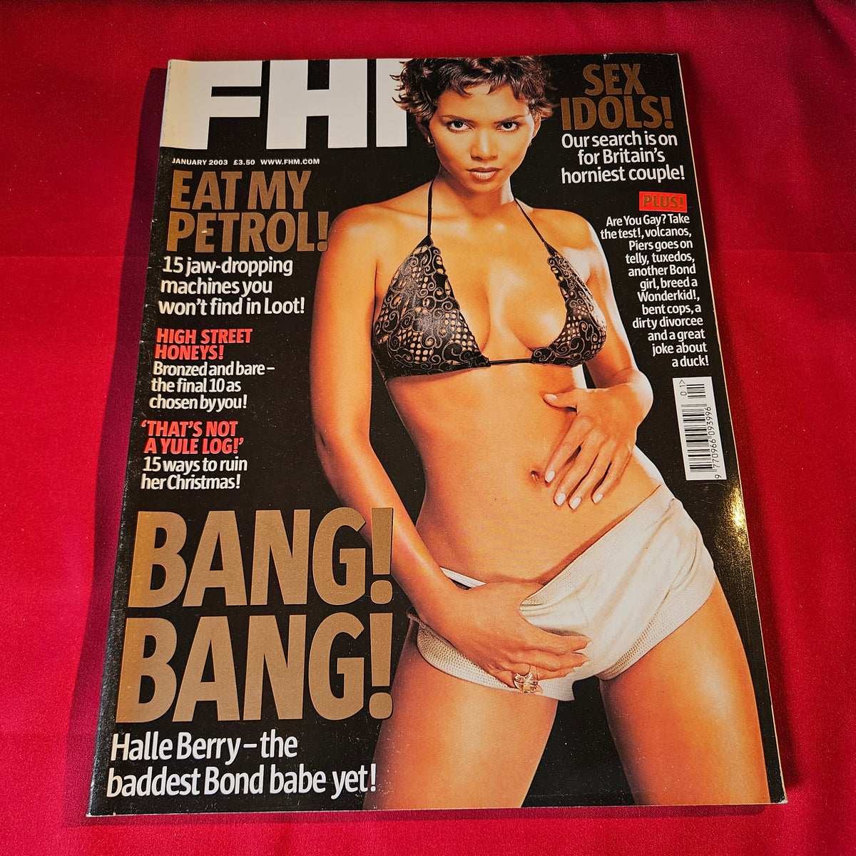 FHM Magazine January 2003 Halle Berry Shania Twain Pierce Brosnan James Bond SKU 1517